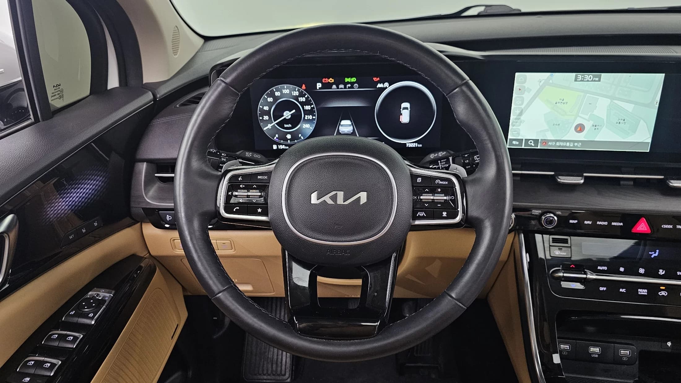 Kia Carnival 9-Seater Signature, 2022 г. 73353 км. — фото 13