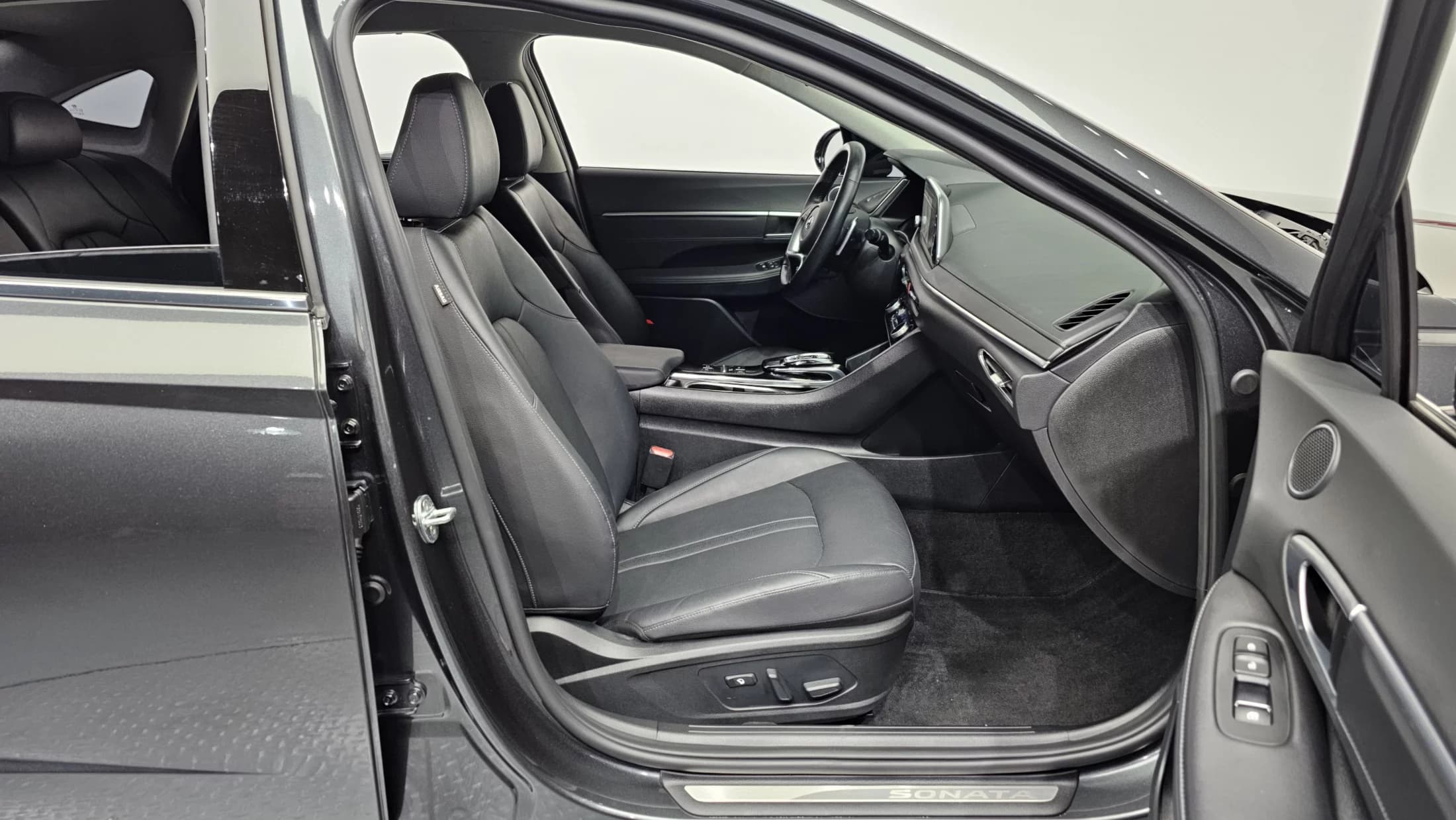 Hyundai Sonata 2.0 Premium Plus, 2021 г. 61472 км. — фото 11
