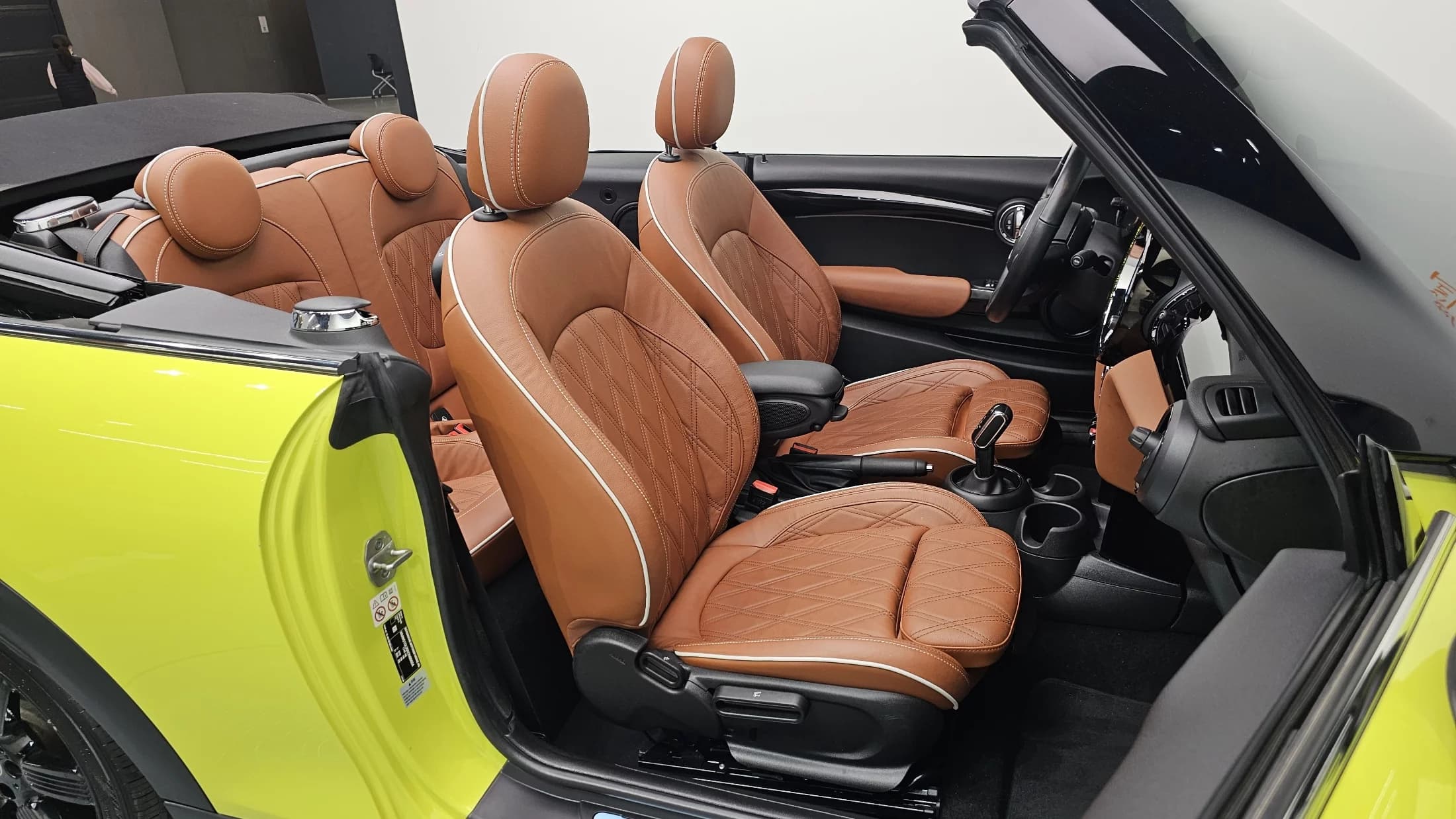 MINI Cooper Convertible Classic Third Generation, 2022 г. 33706 км. — фото 11