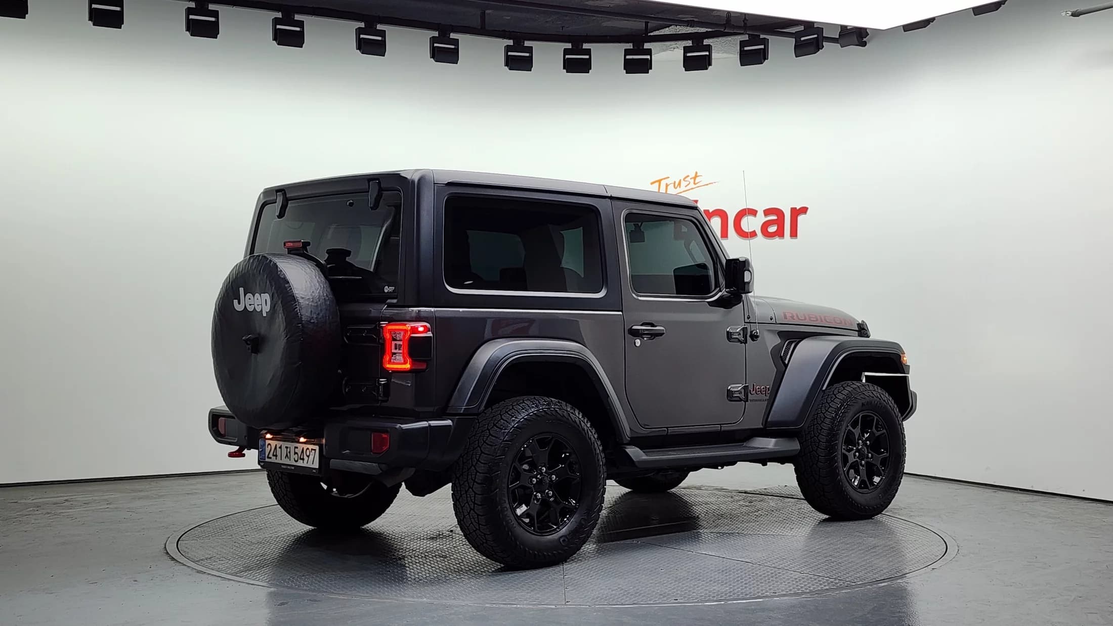 Jeep WRANGLER 2.0 Rubicon 2Door, 2023 г. 10852 км. — фото 2