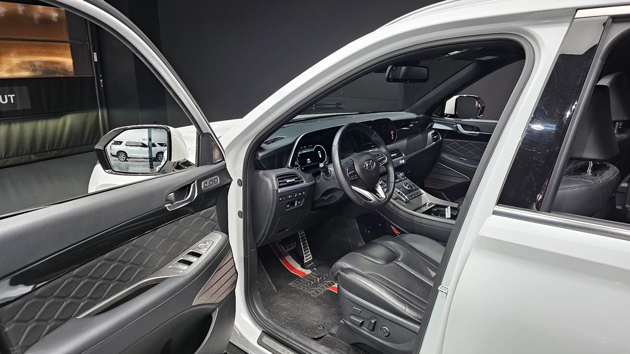 Hyundai Palisade Diesel 2.2 4WD VIP, 2022 г. 66484 км. — фото 11