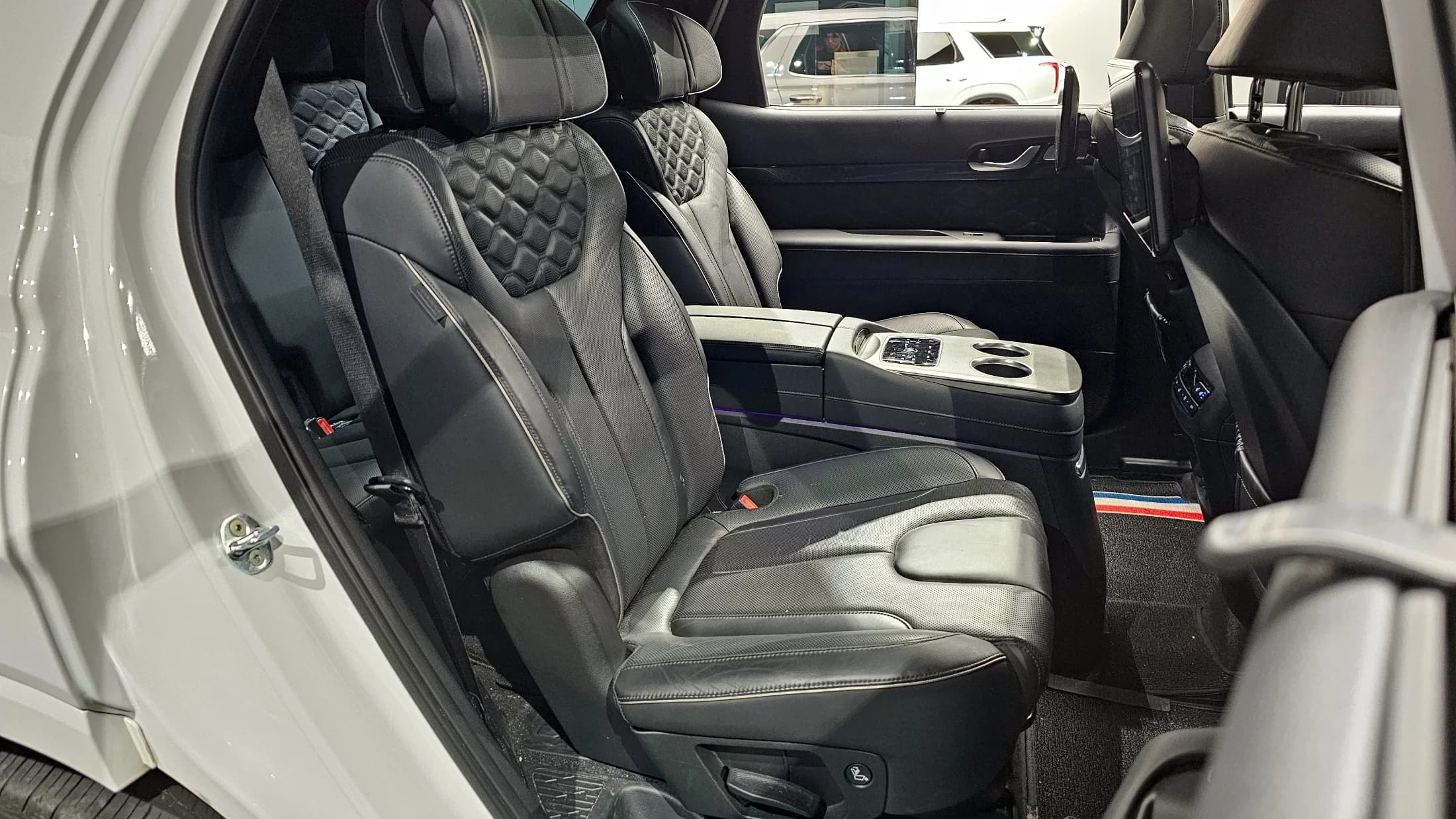 Hyundai Palisade Diesel 2.2 4WD VIP, 2022 г. 66484 км. — фото 13