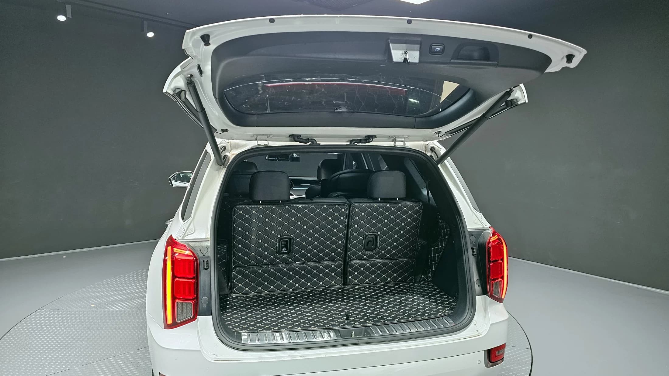 Hyundai Palisade Diesel 2.2 4WD VIP, 2022 г. 66484 км. — фото 20
