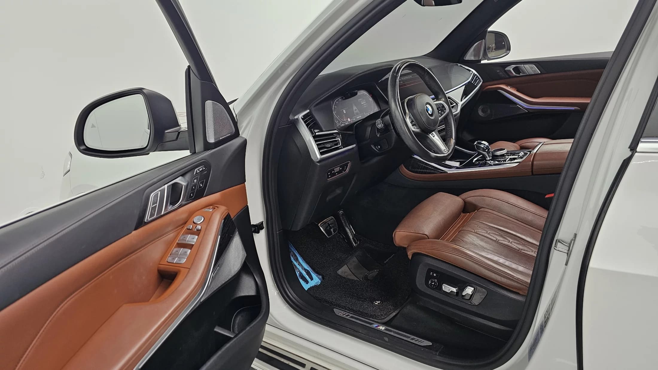 BMW X7 xDrive 40d M Sport 6STR, 2022 г. 46207 км. — фото 10