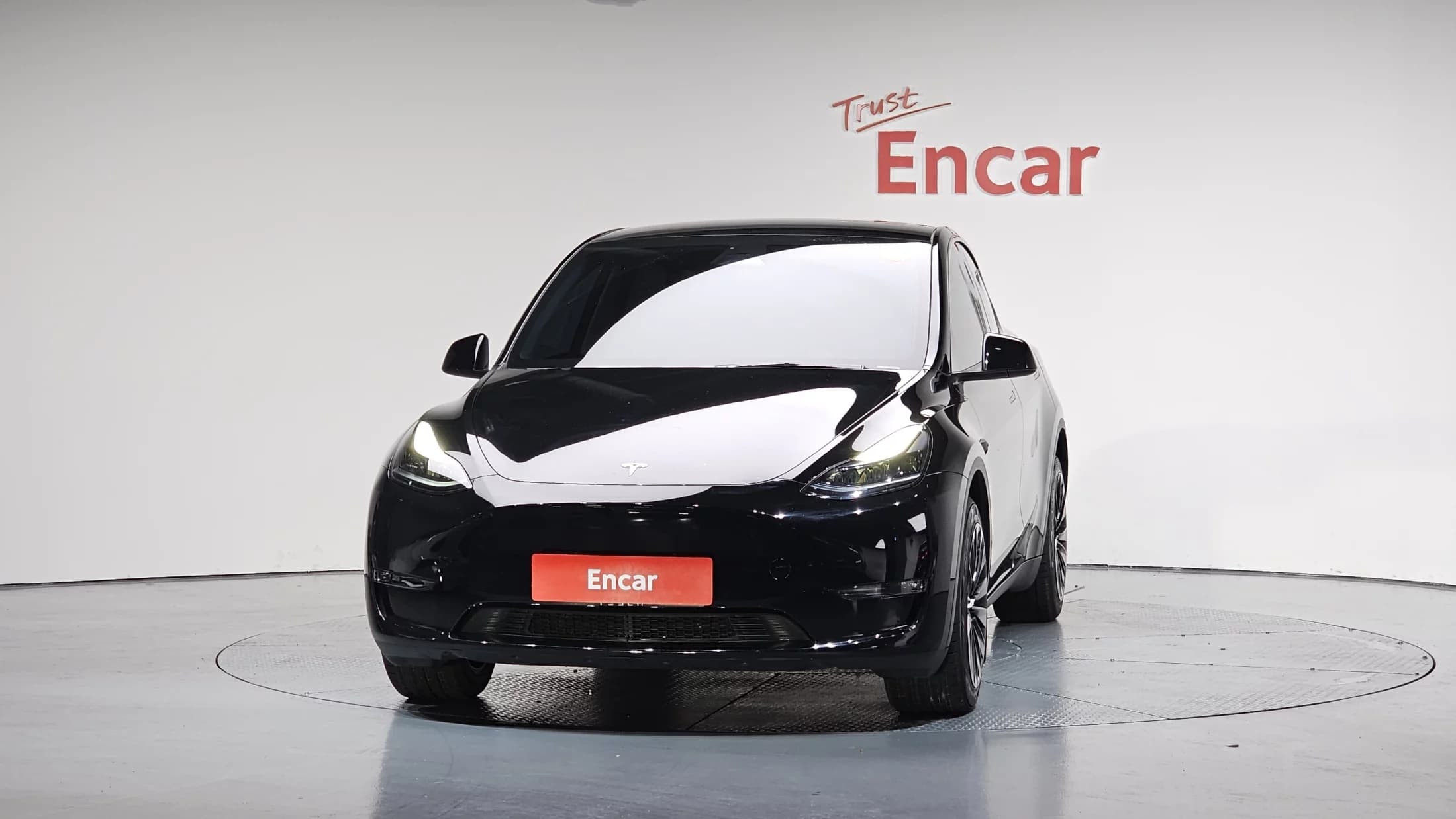 Tesla Model Y Long Range, электромобиль, 2024 г. 27713 км. — фото 2