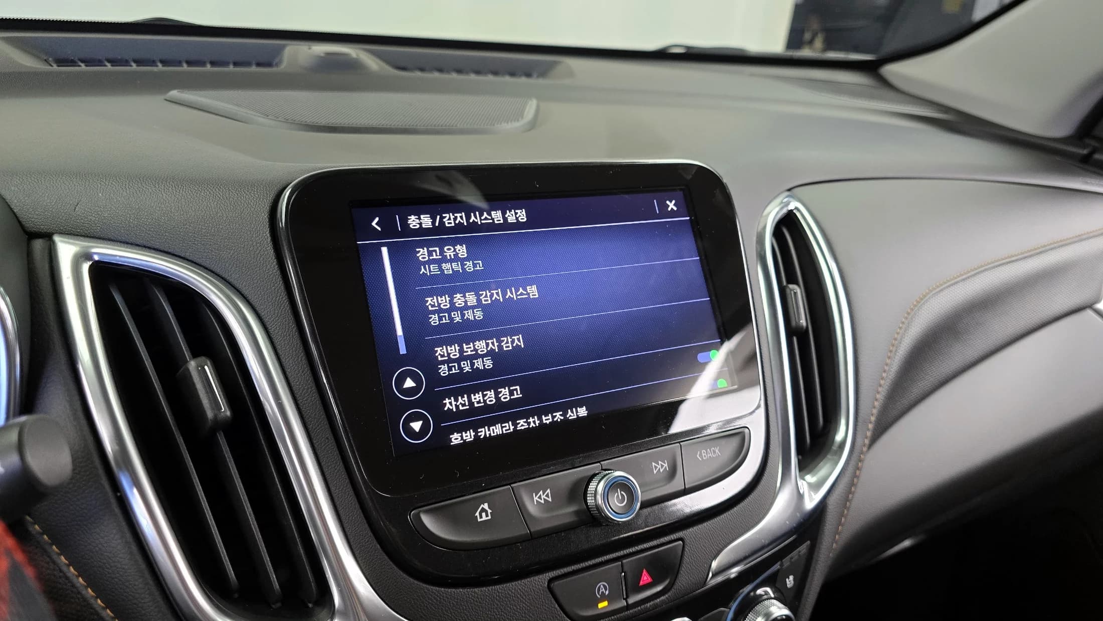 Daewoo Equinox 2WD Premier Exclusive, 2022 г. 41782 км. — фото 16