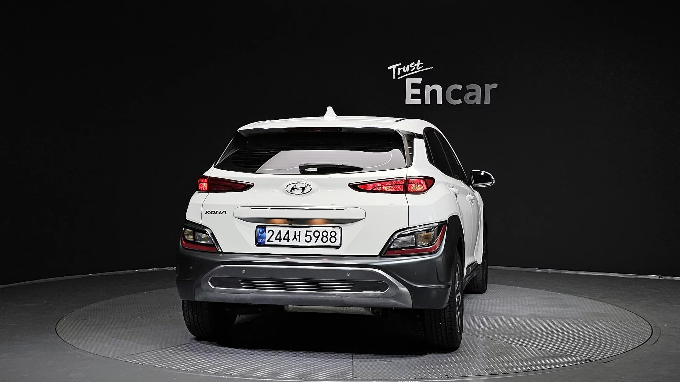 Hyundai Kona Modern, гибрид, 2021 г. 139254 км. — фото 4