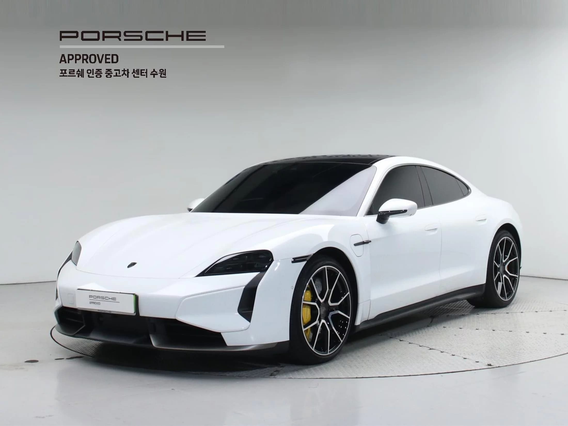 Porsche TAYCAN Turbo S, электромобиль, 2025 г. 7277 км.