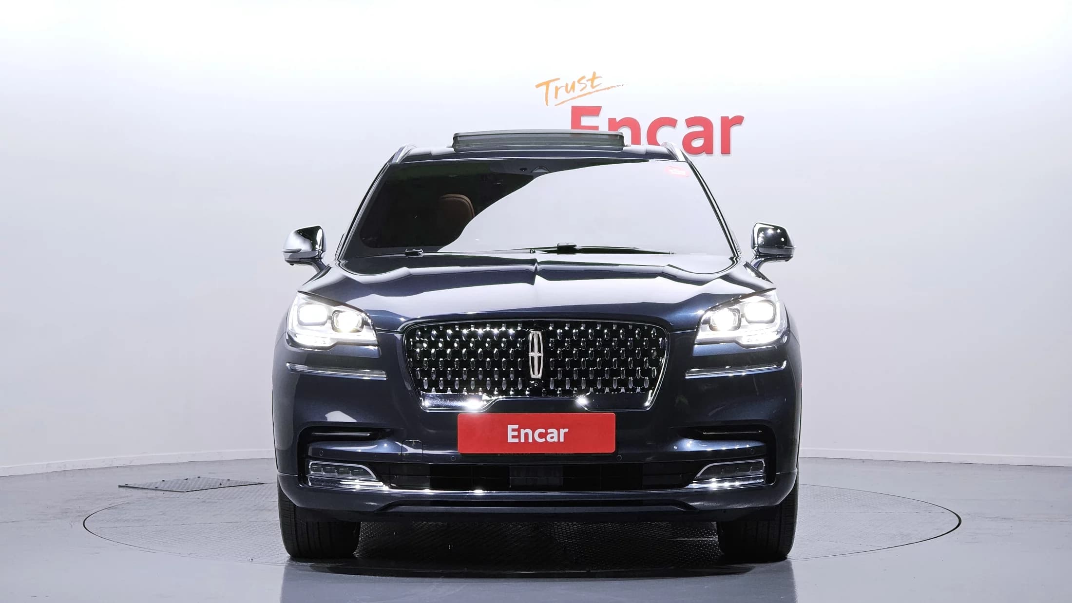 Lincoln AVIATOR 3.0 Black Label AWD, 2022 г. 91562 км. — фото 3