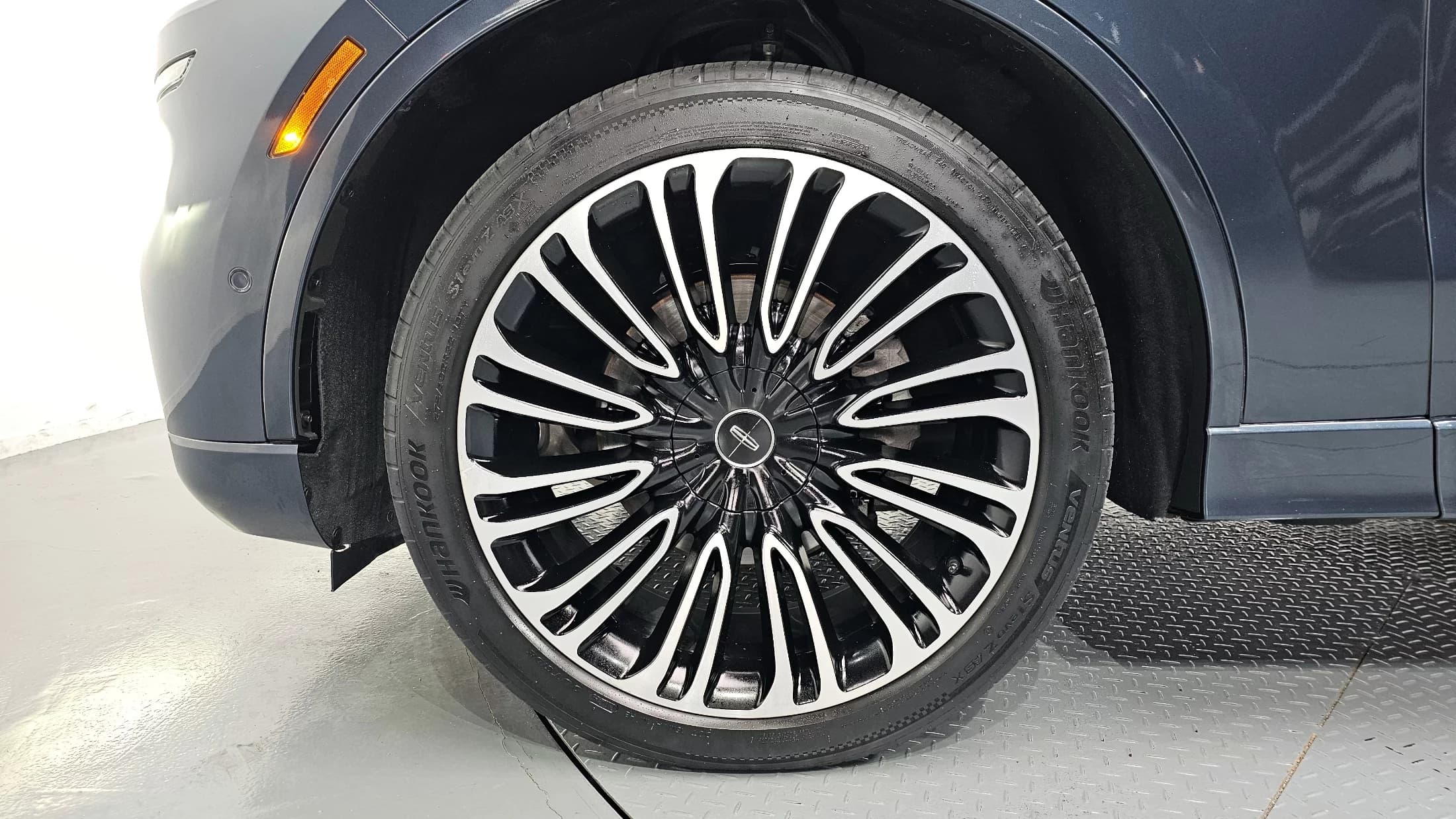 Lincoln AVIATOR 3.0 Black Label AWD, 2022 г. 91562 км. — фото 5