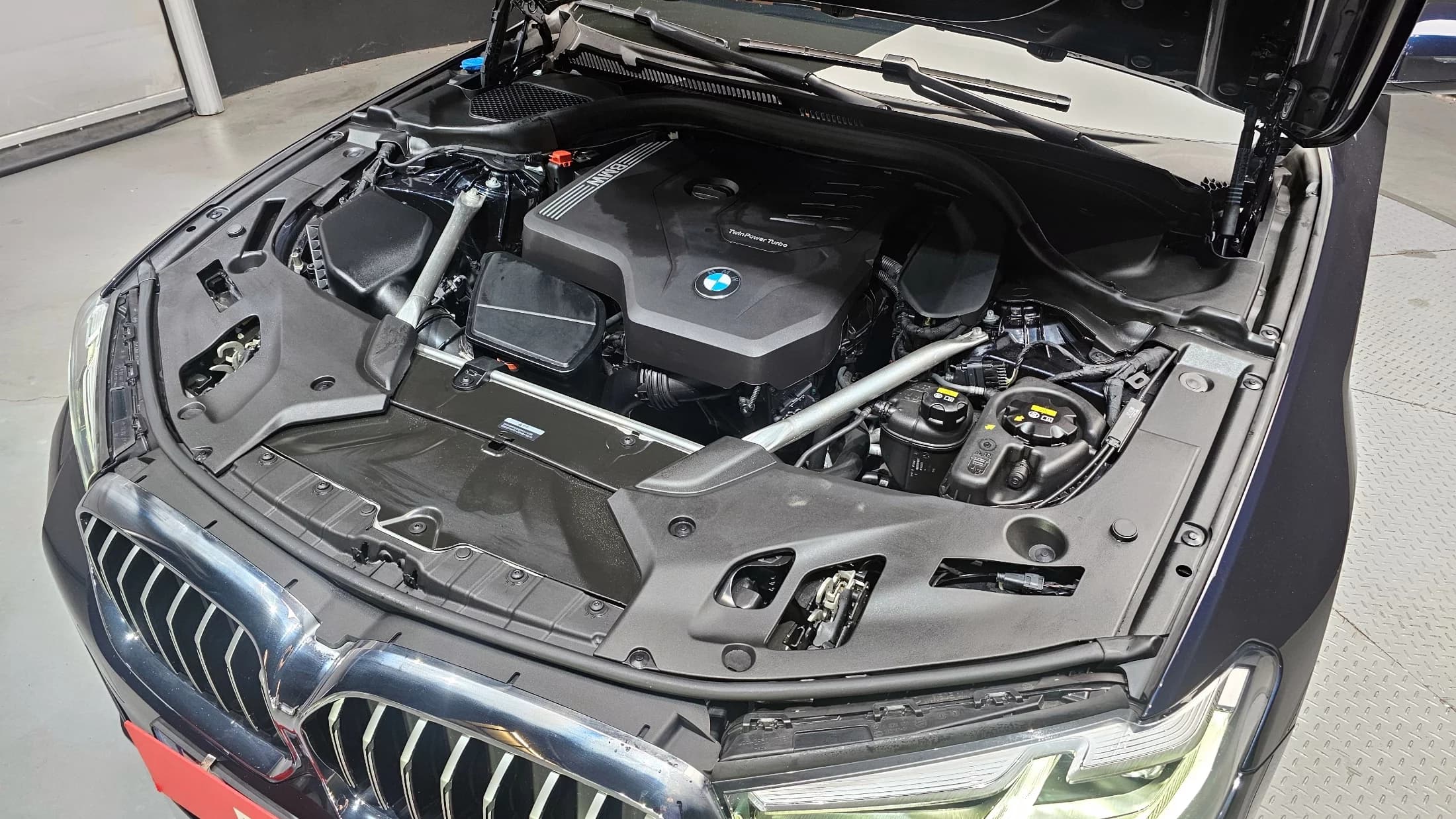 BMW 5-Series 520i M Sport, 2022 г. 54616 км. — фото 6