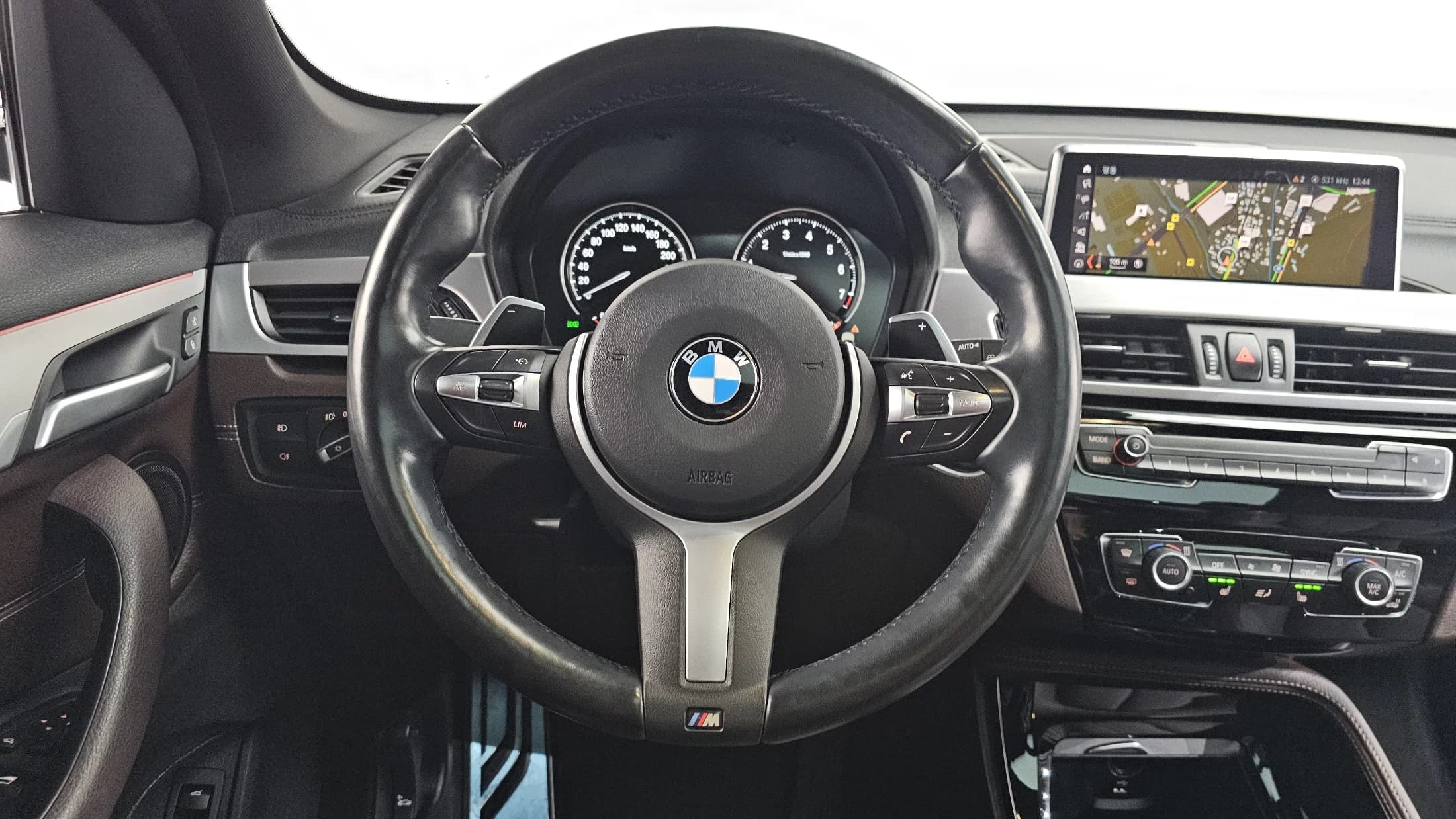 BMW X1 xDrive 20i M Sport, 2021 г. 69492 км. — фото 13