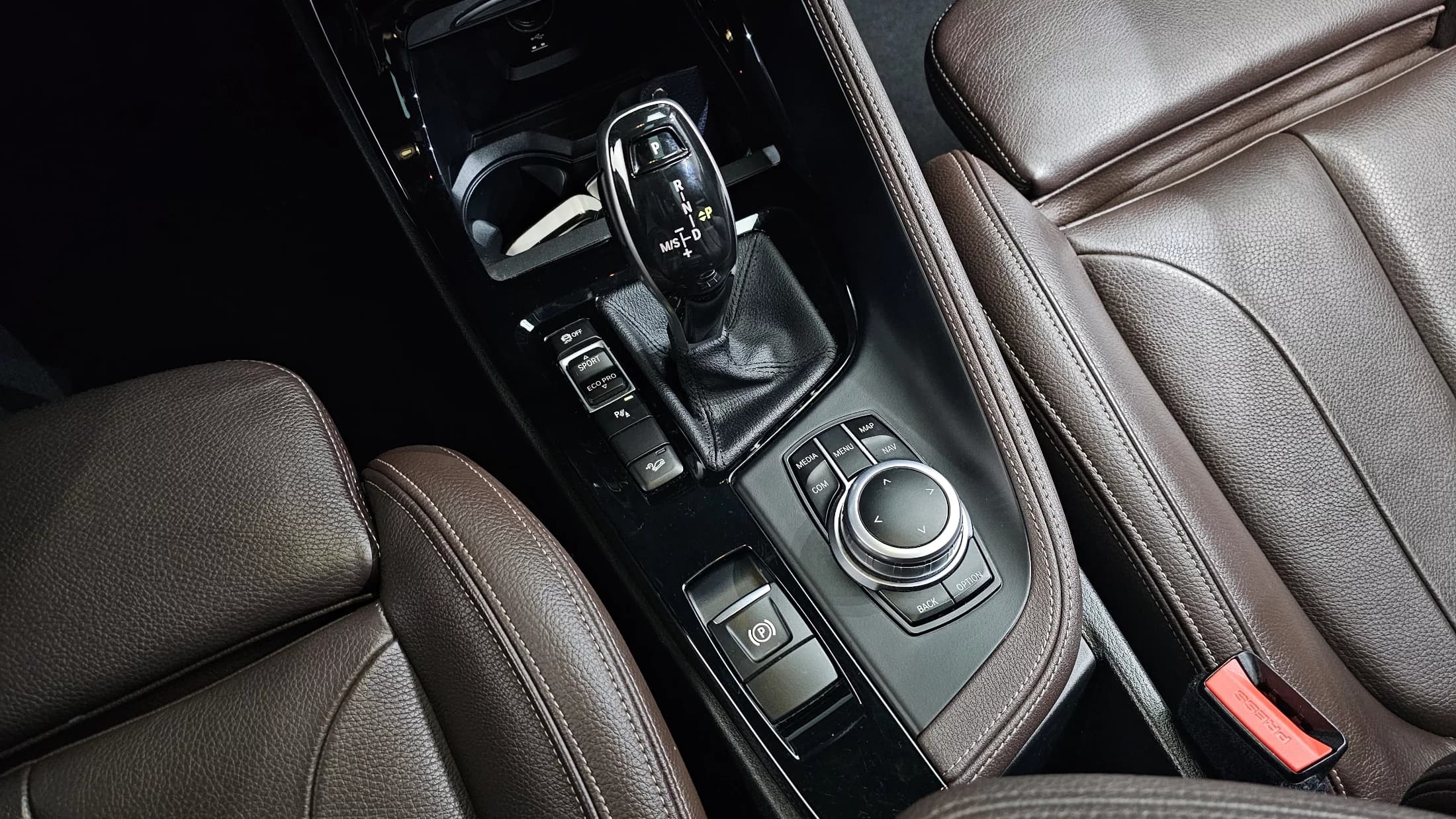 BMW X1 xDrive 20i M Sport, 2021 г. 69492 км. — фото 9