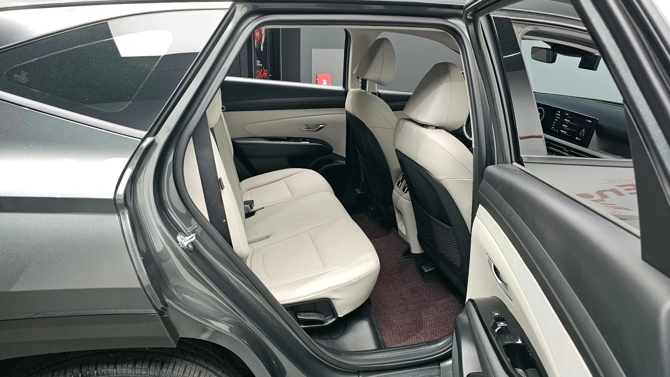 Hyundai Tucson Gasoline 1.6 Turbo 4WD Premium, 2024 г. 38162 км. — фото 12