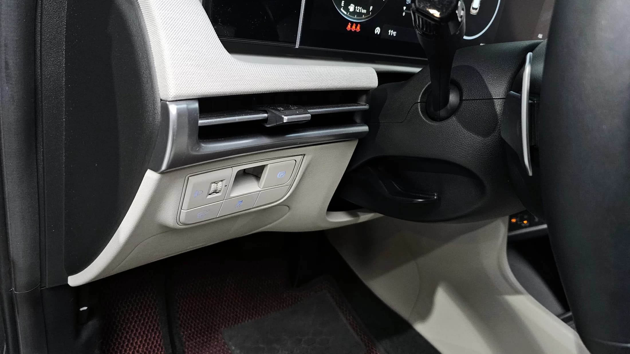 Hyundai Tucson Gasoline 1.6 Turbo 4WD Premium, 2024 г. 38162 км. — фото 17
