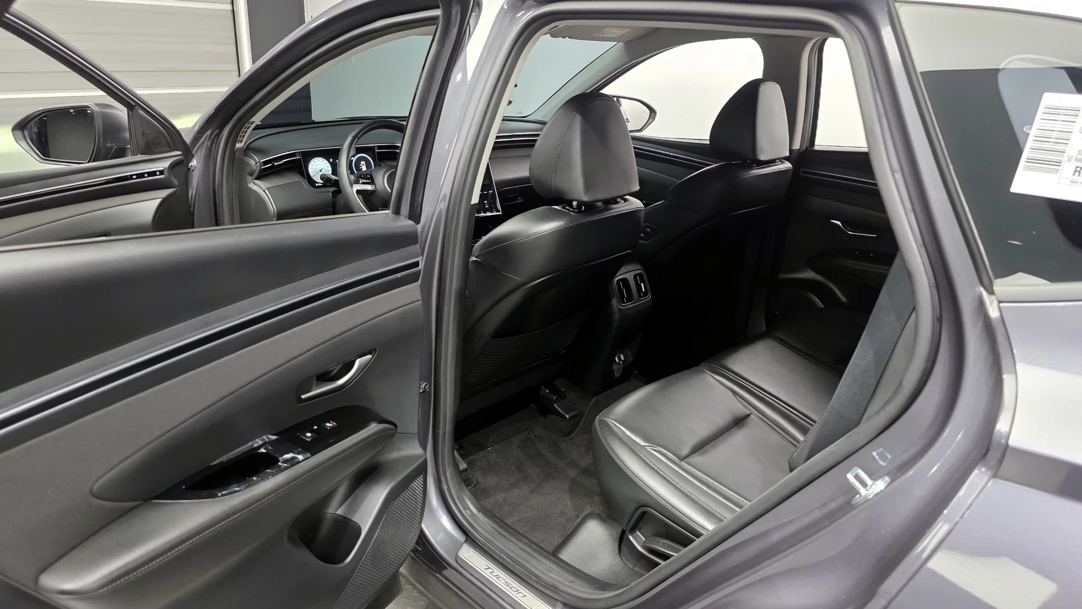 Hyundai Tucson Gasoline 1.6 Turbo 2WD Inspiration, 2023 г. 55237 км. — фото 11