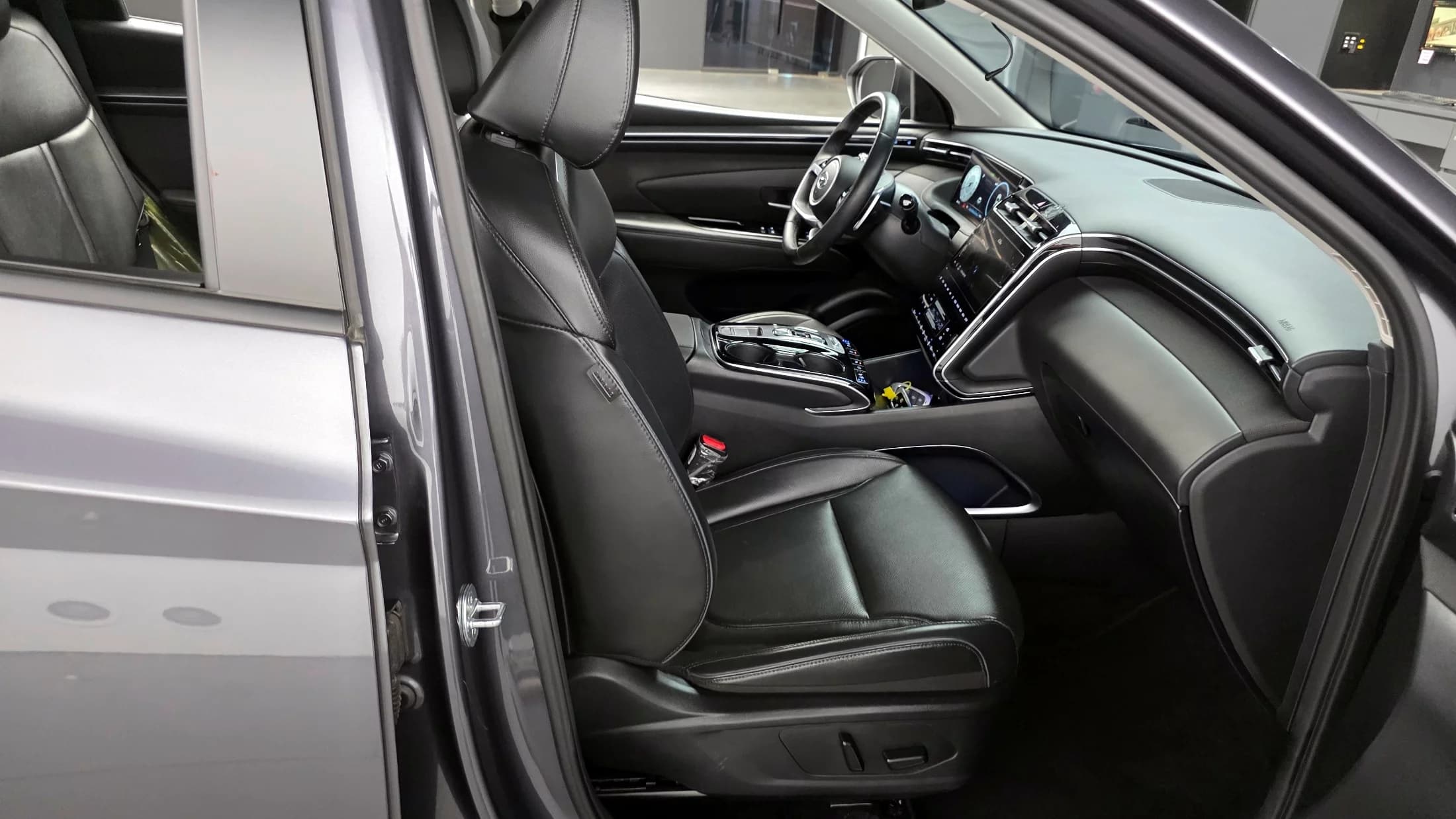 Hyundai Tucson Gasoline 1.6 Turbo 2WD Inspiration, 2023 г. 55237 км. — фото 12