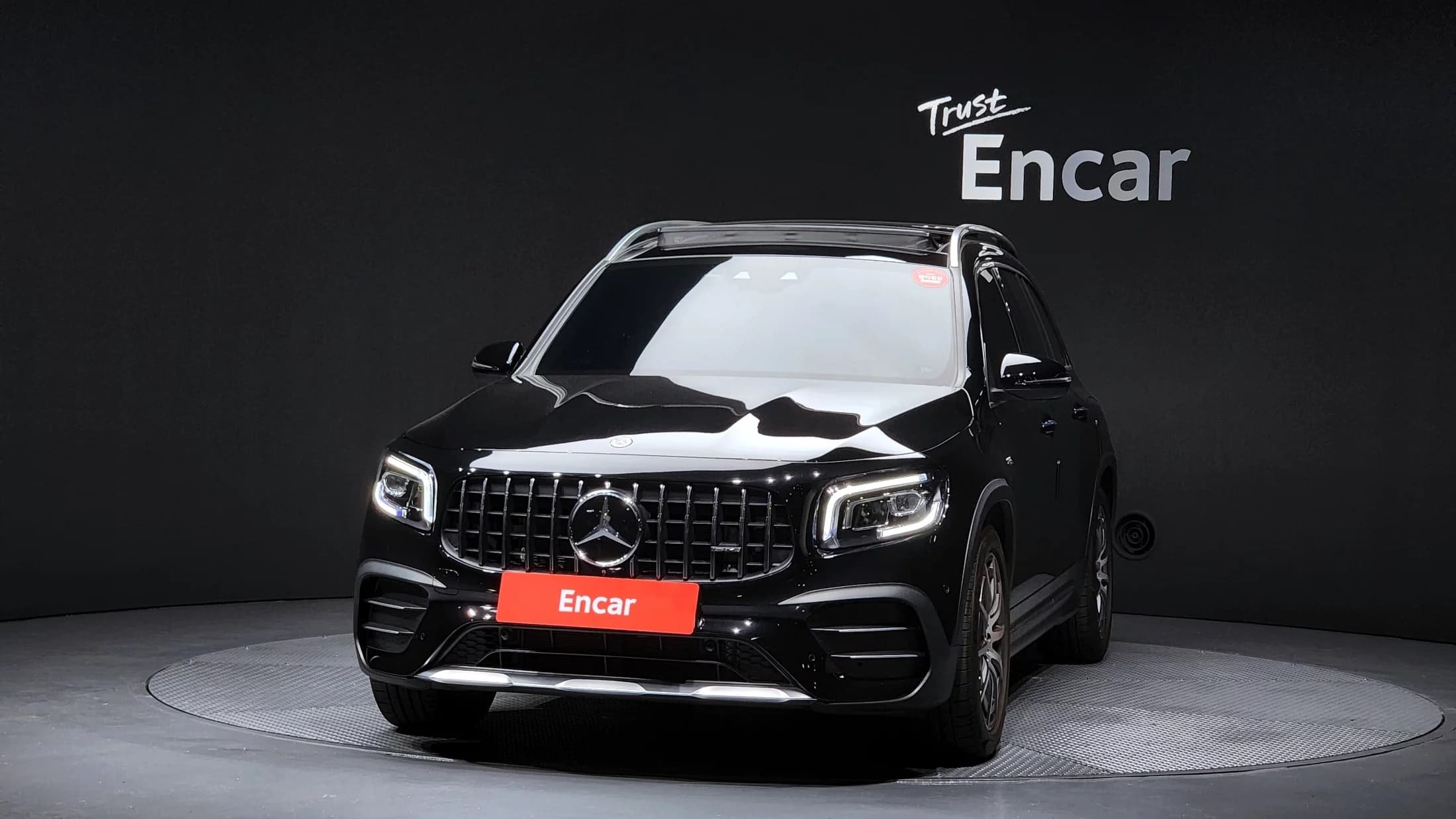 Mercedes-Benz GLB-Class AMG GLB35 4MATIC, 2023 г. 8770 км. — фото 3