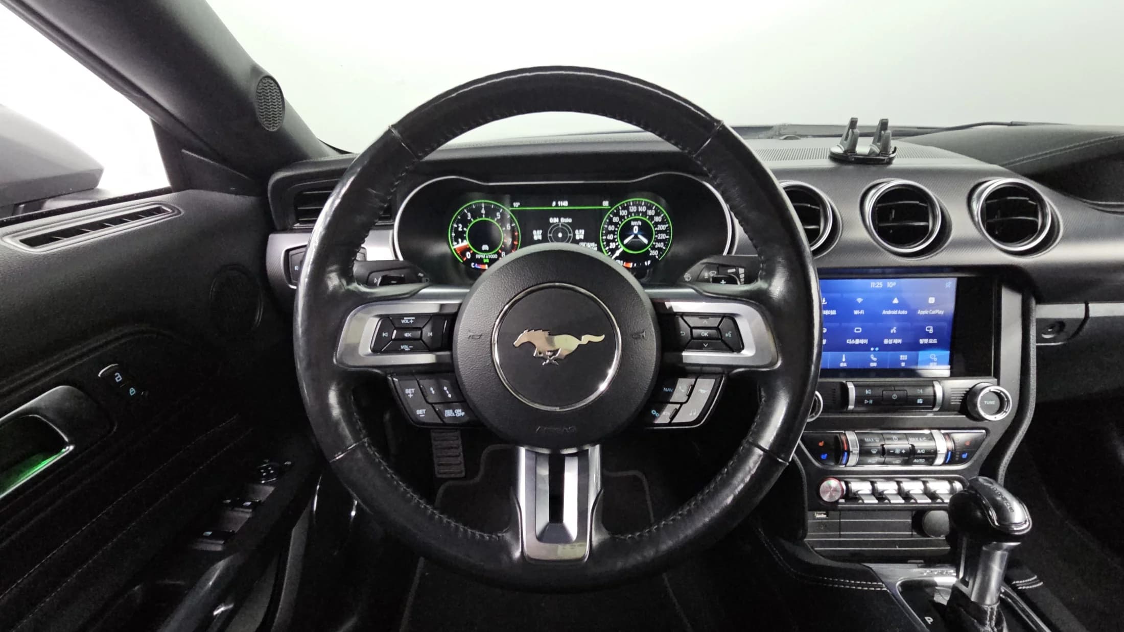 Ford MUSTANG Convertible, 2021 г. 93919 км. — фото 15