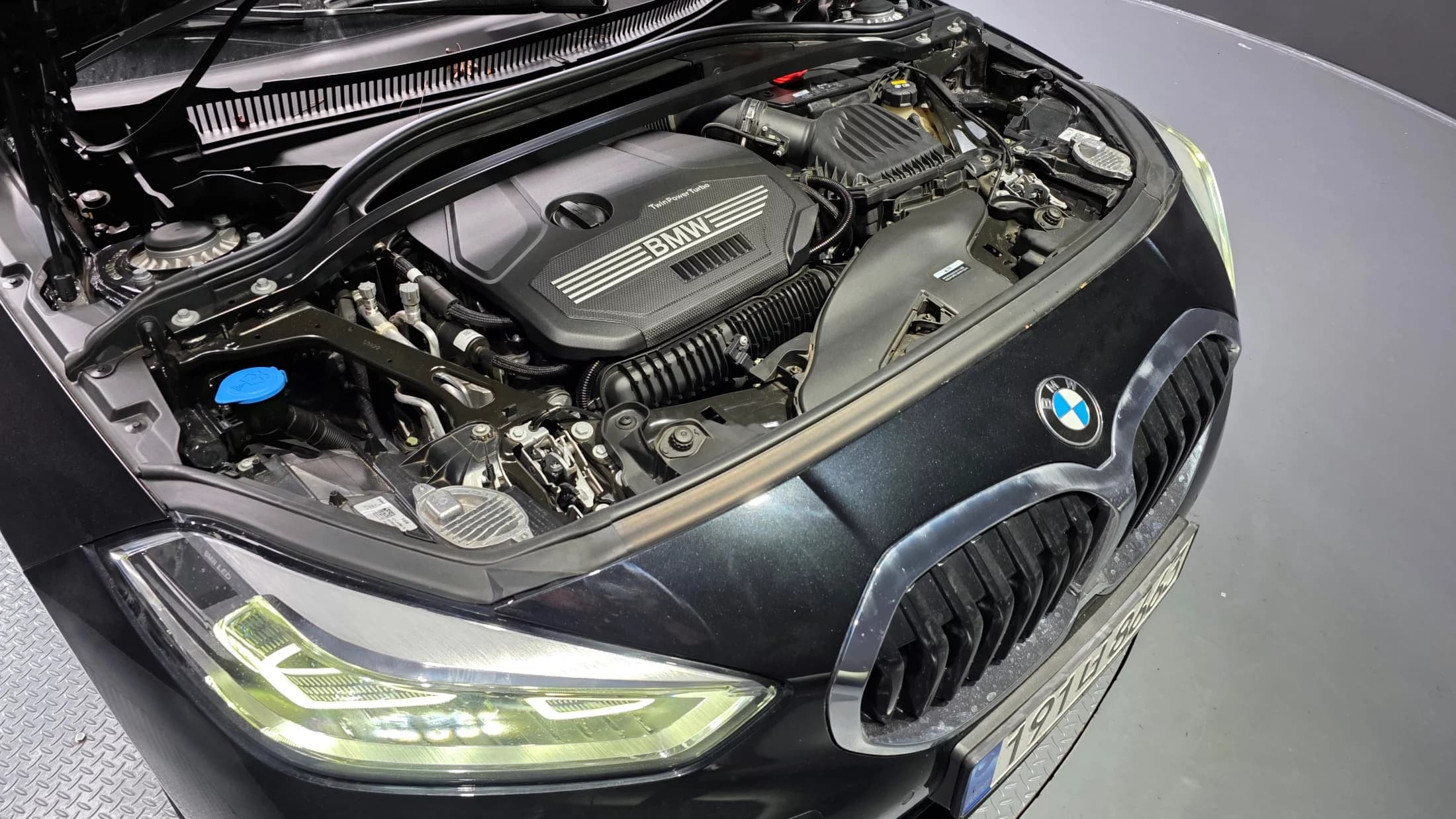 BMW 1-Series 120i Sports, 2022 г. 30380 км. — фото 6