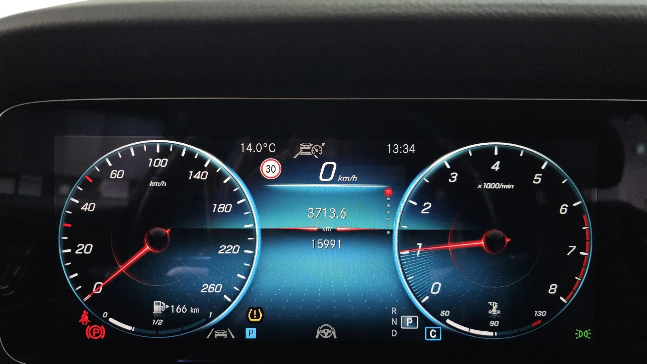Mercedes-Benz E-Class E250 AMG Line, 2022 г. 15994 км. — фото 8