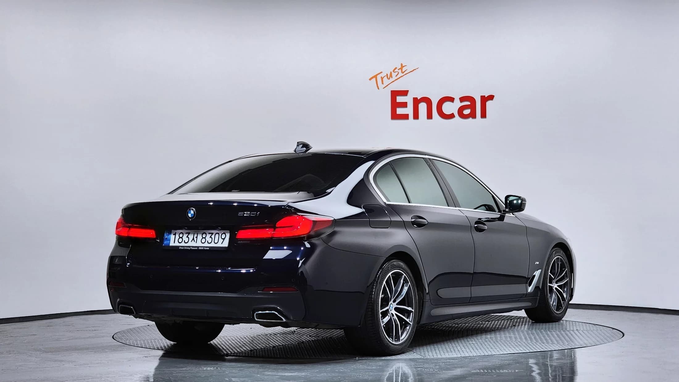 BMW 5-Series 520i M Sport, 2022 г. 49760 км. — фото 2