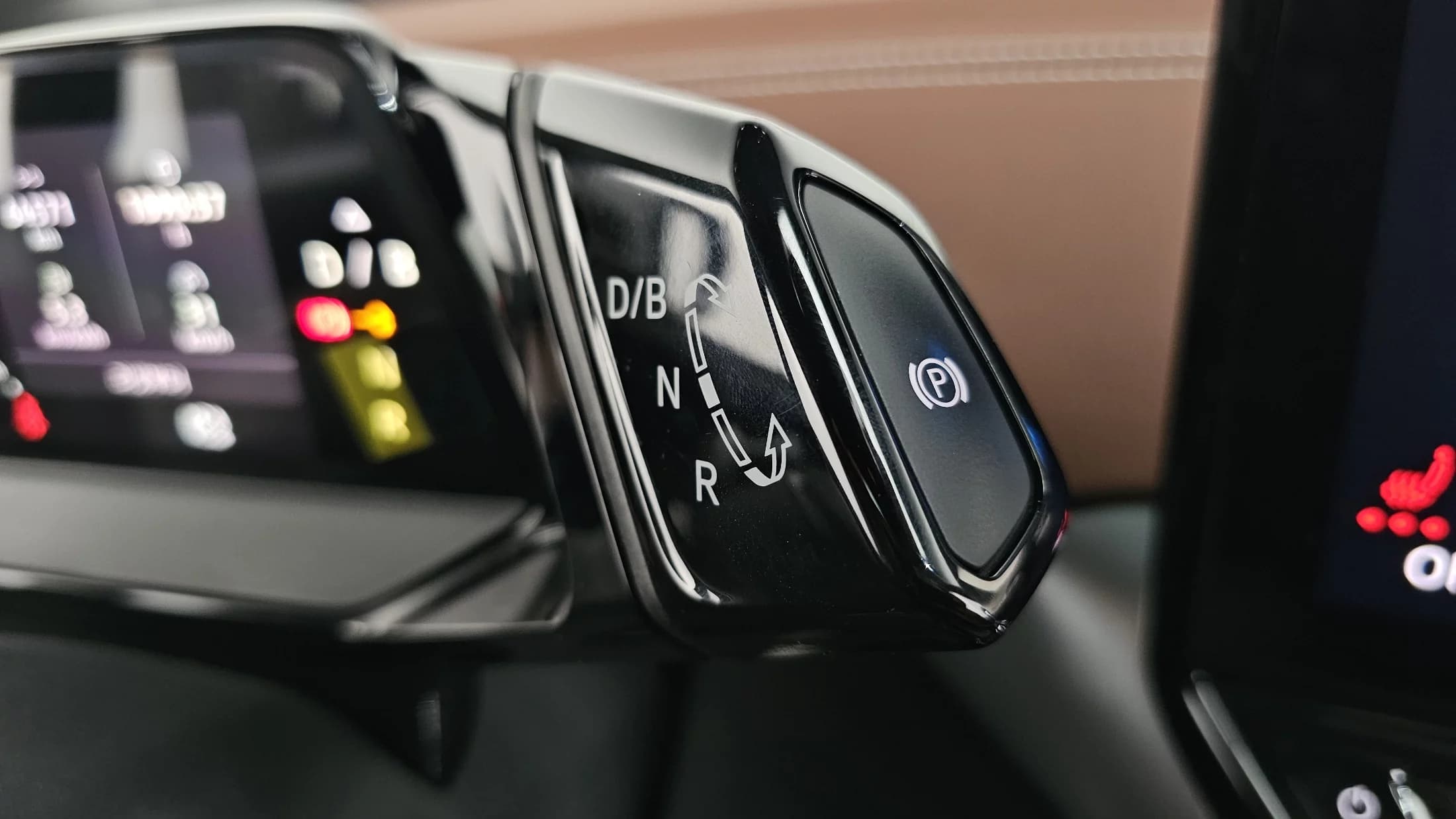 Volkswagen ID.4 Pro, электромобиль, 2022 г. 65111 км. — фото 9