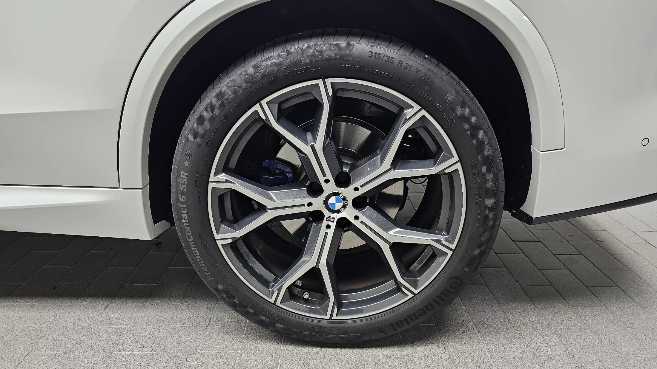 BMW X5 xDrive 40i M Sport, 2023 г. 27840 км. — фото 5