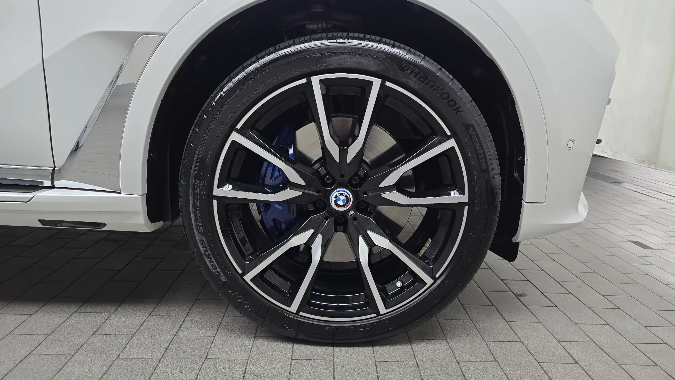 BMW X7 xDrive 40i M Sport 6STR, 2021 г. 67029 км. — фото 5