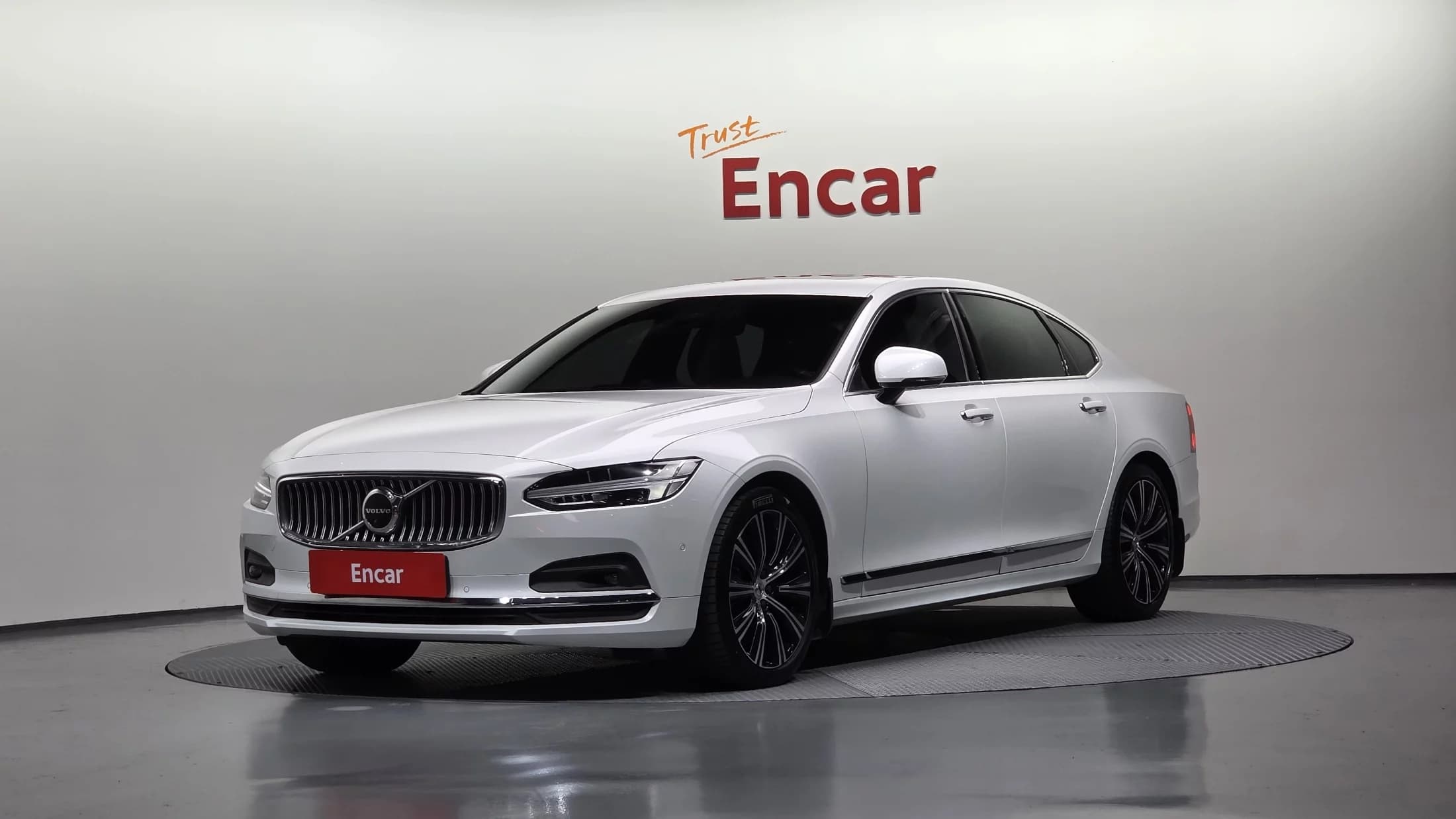 Volvo S90 B5 Ultimate Bright, 2022 г. 60379 км.