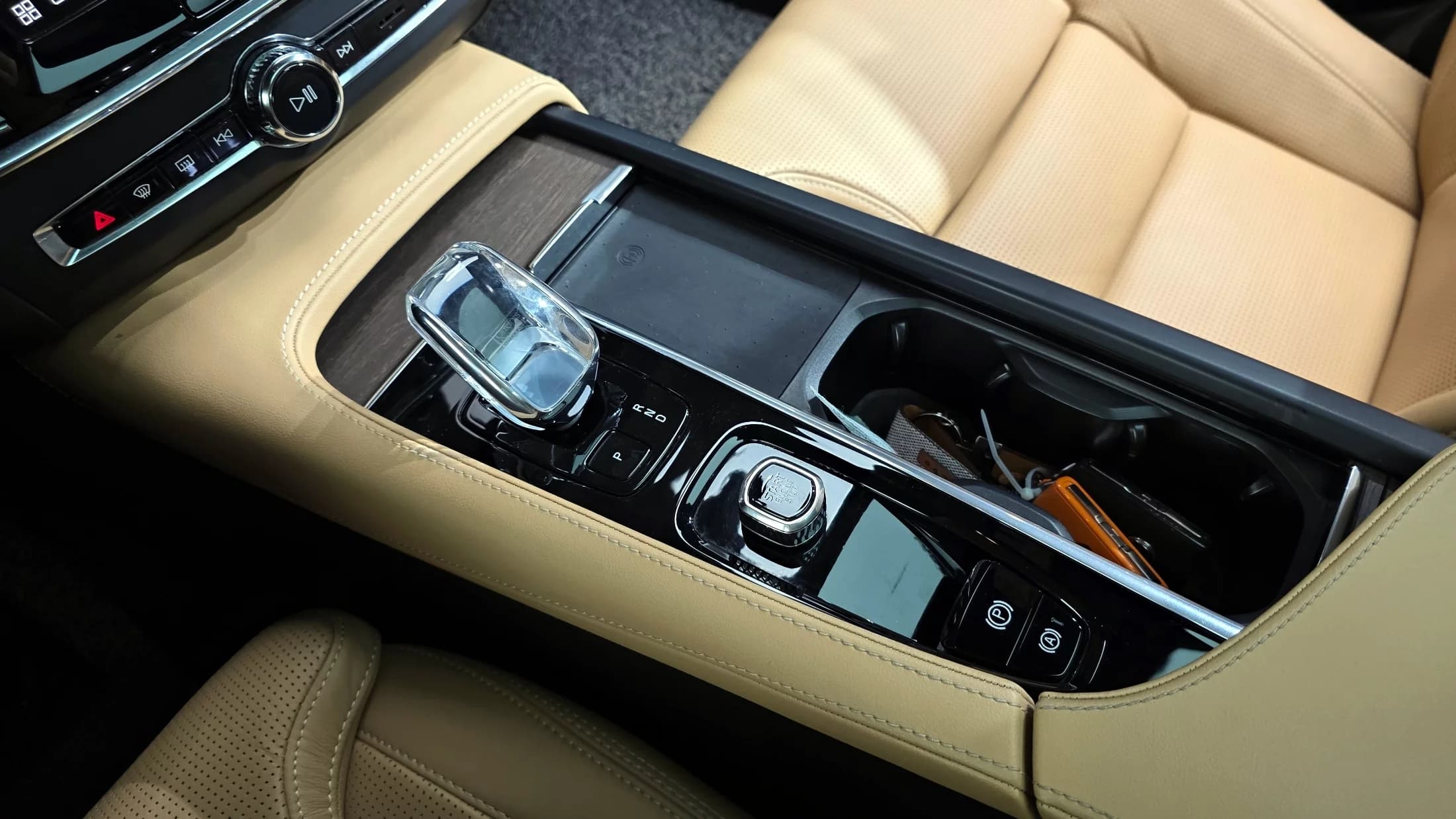 Volvo S90 B5 Ultimate Bright, 2022 г. 60379 км. — фото 9