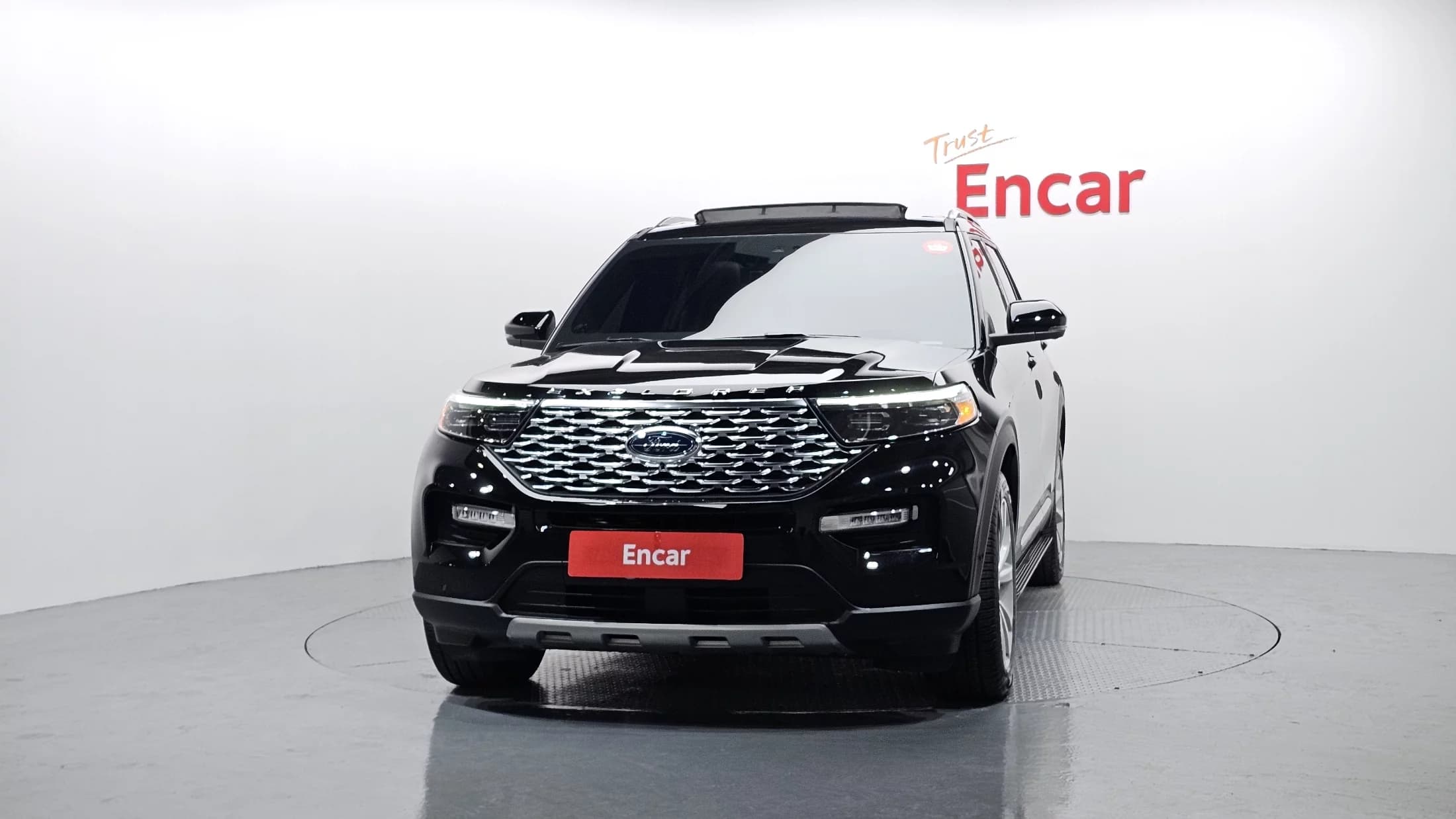 Ford EXPLORER 3.0 Platinum 4WD, 2021 г. 15112 км. — фото 3