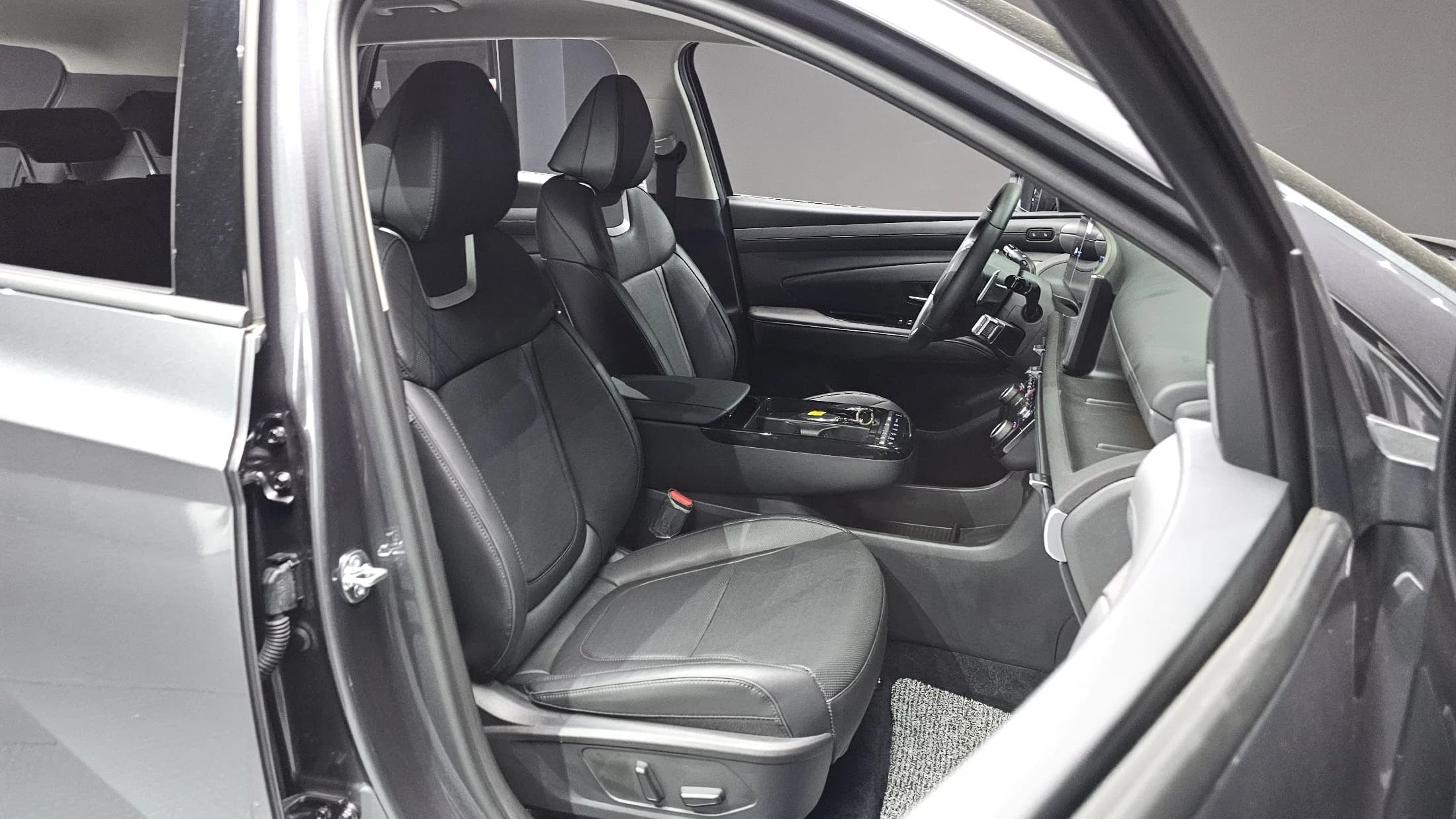 Hyundai Tucson Gasoline 1.6 Turbo 4WD Inspiration, 2025 г. 6026 км. — фото 10