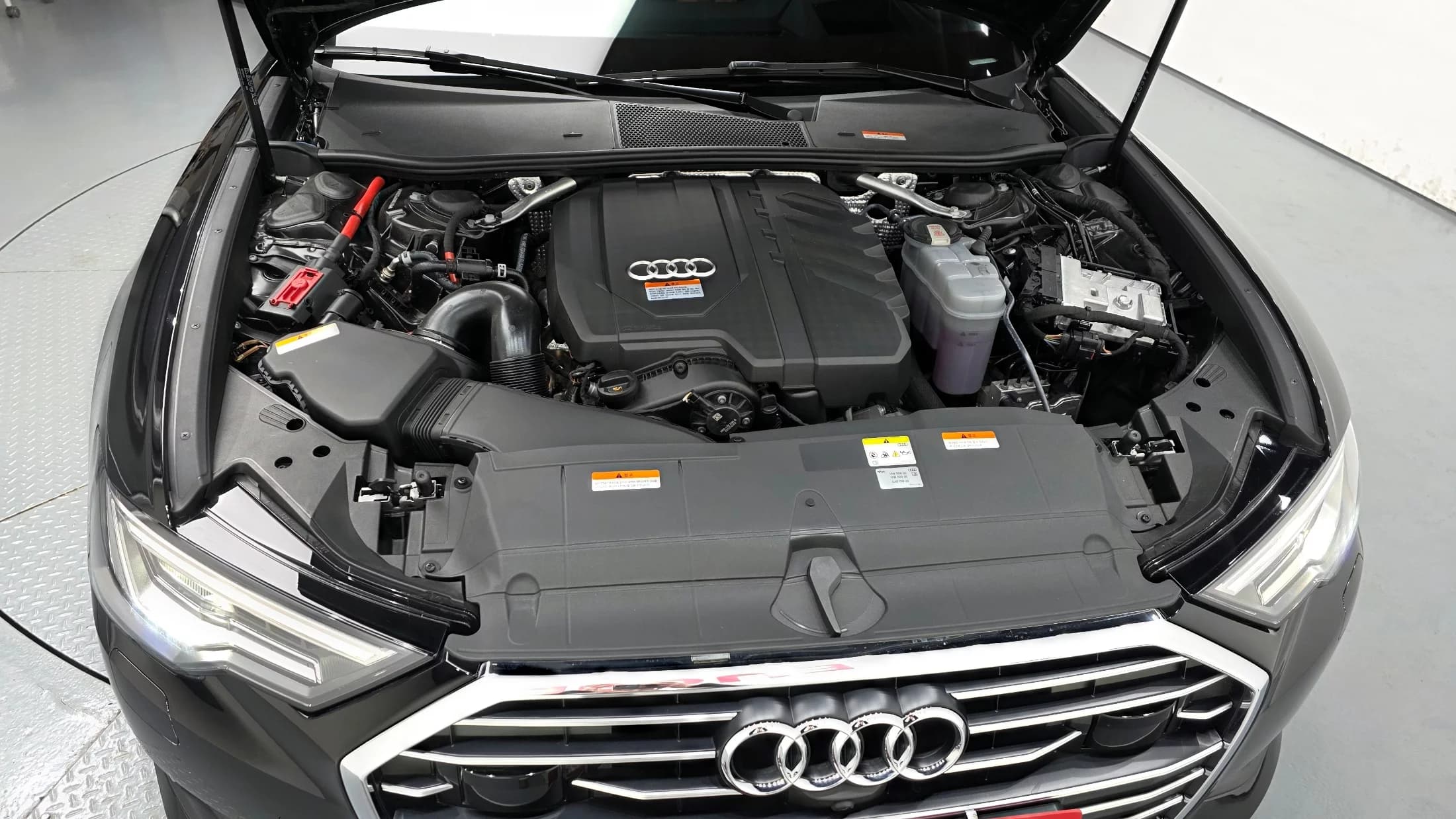 Audi A6 45 TFSI, 2023 г. 5294 км. — фото 6