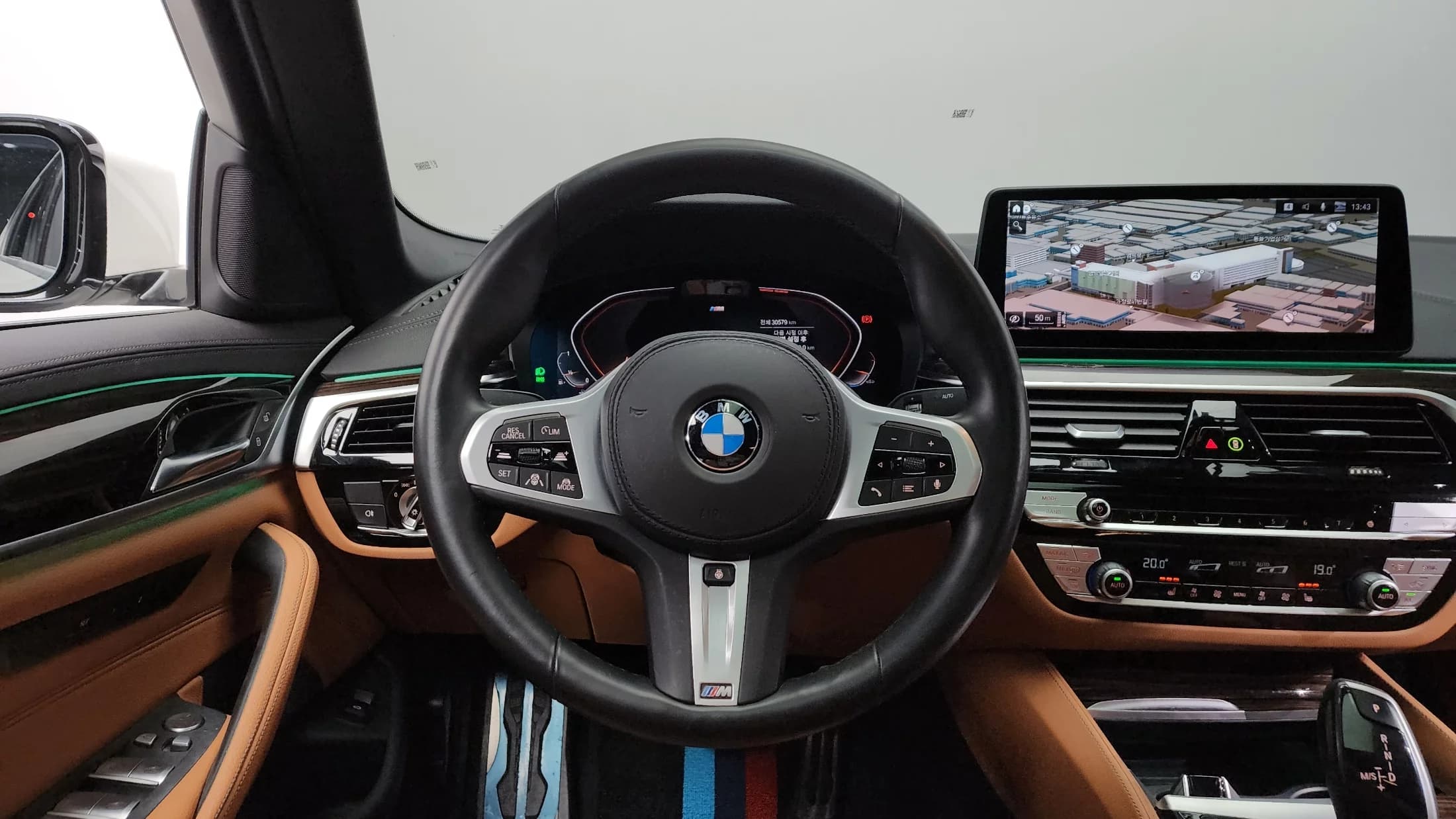 BMW 5-Series 520i M Sport, 2021 г. 30670 км. — фото 13