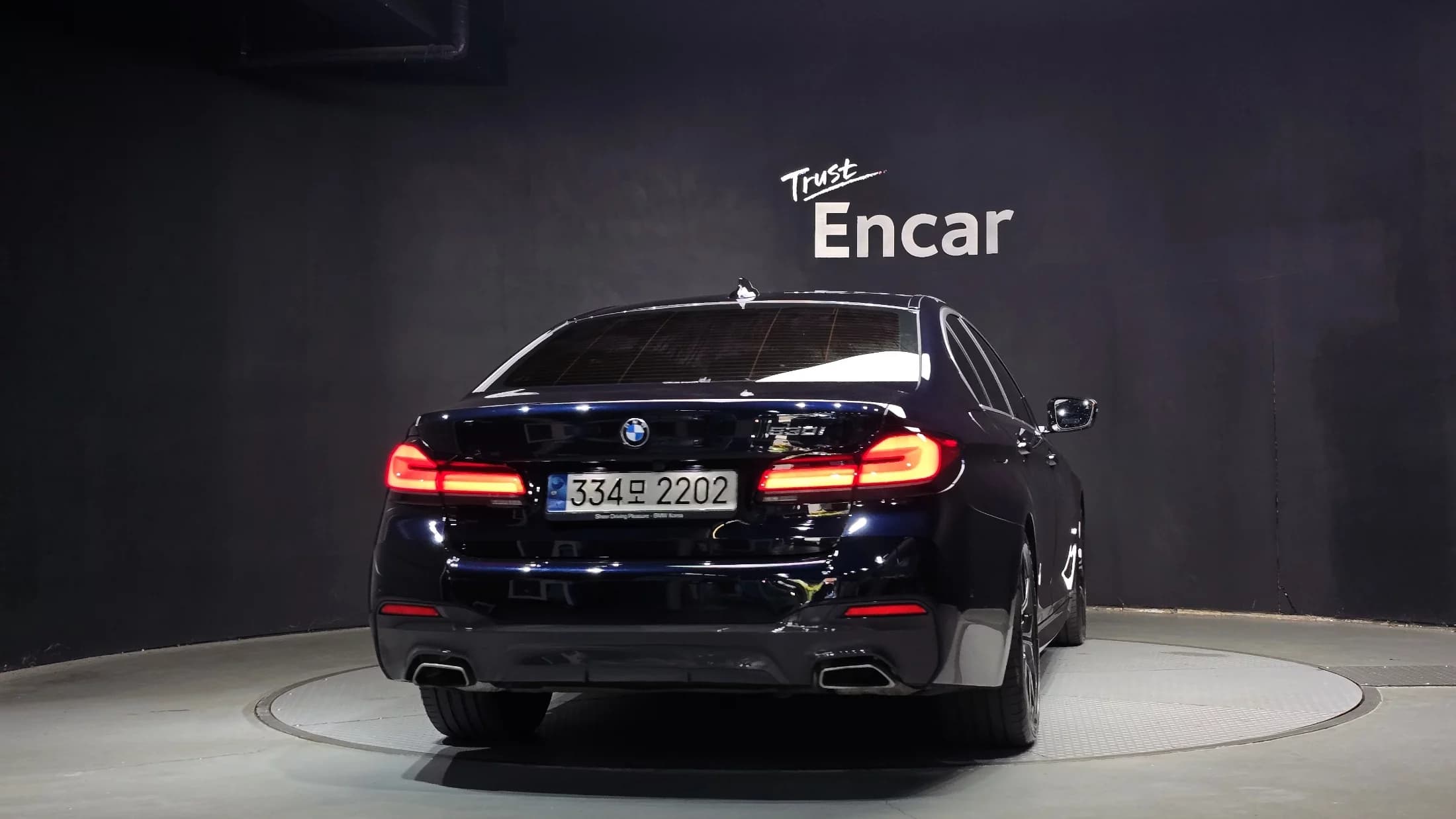 BMW 5-Series 530i M Sport Package, 2023 г. 49183 км. — фото 4