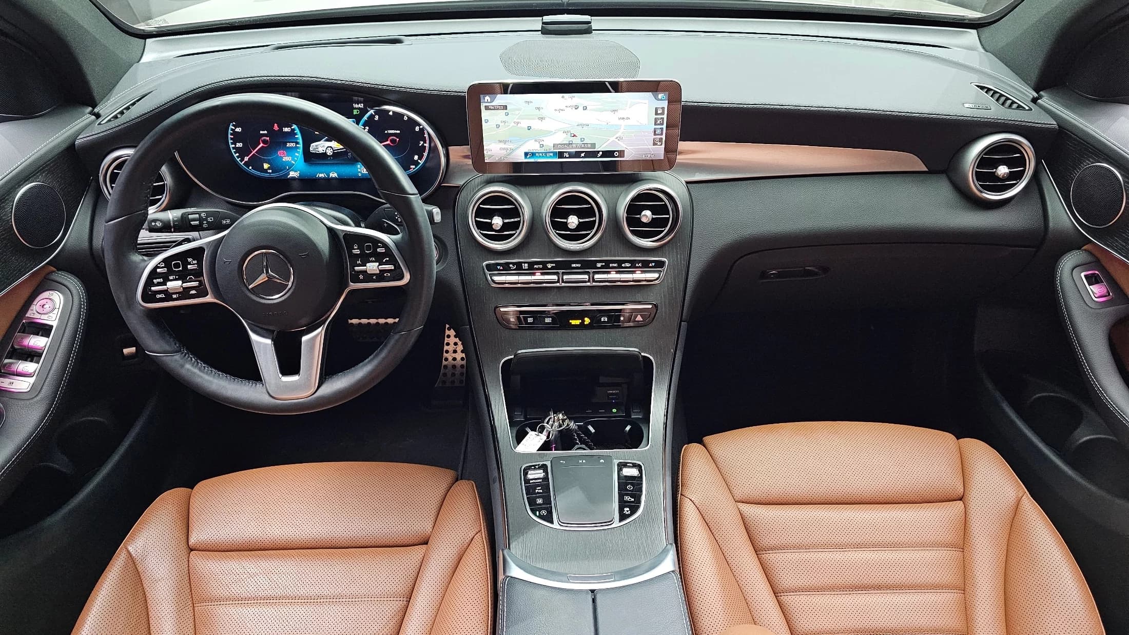 Mercedes-Benz GLC-Class GLC300 4MATIC, 2022 г. 66905 км. — фото 7