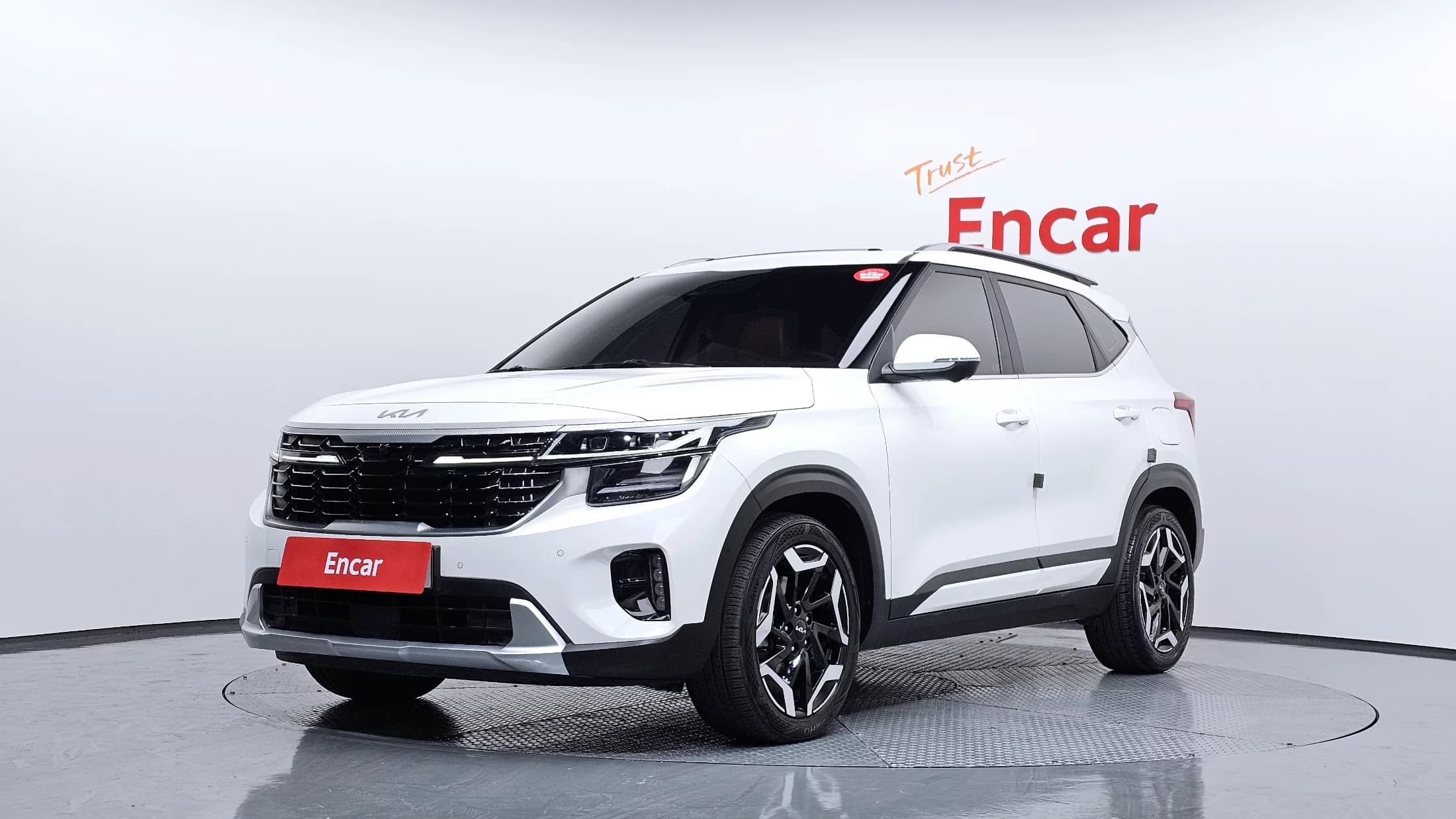 Kia Seltos Gasoline 1.6 Turbo 4WD Signature, 2023 г. 38481 км.