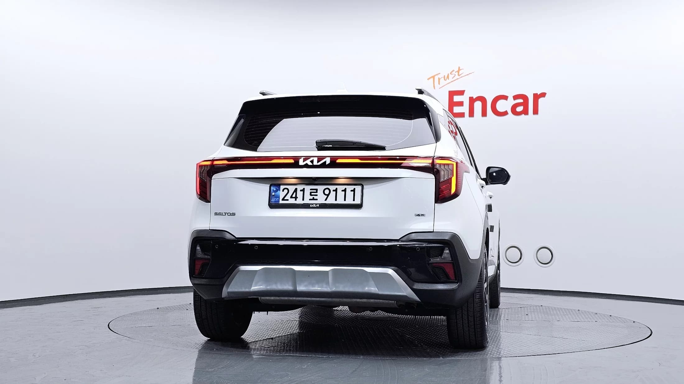 Kia Seltos Gasoline 1.6 Turbo 4WD Signature, 2023 г. 38481 км. — фото 4