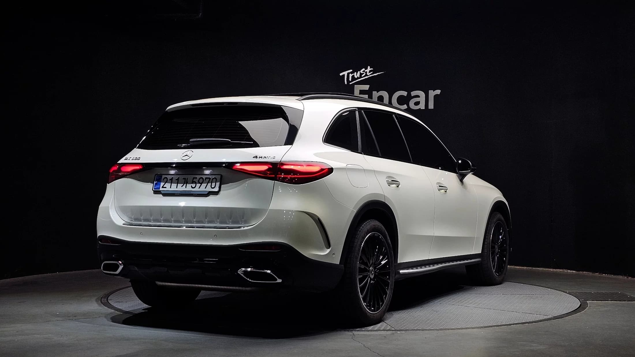 Mercedes-Benz GLC-Class GLC300 4MATIC Online Special, 2023 г. 19748 км. — фото 2