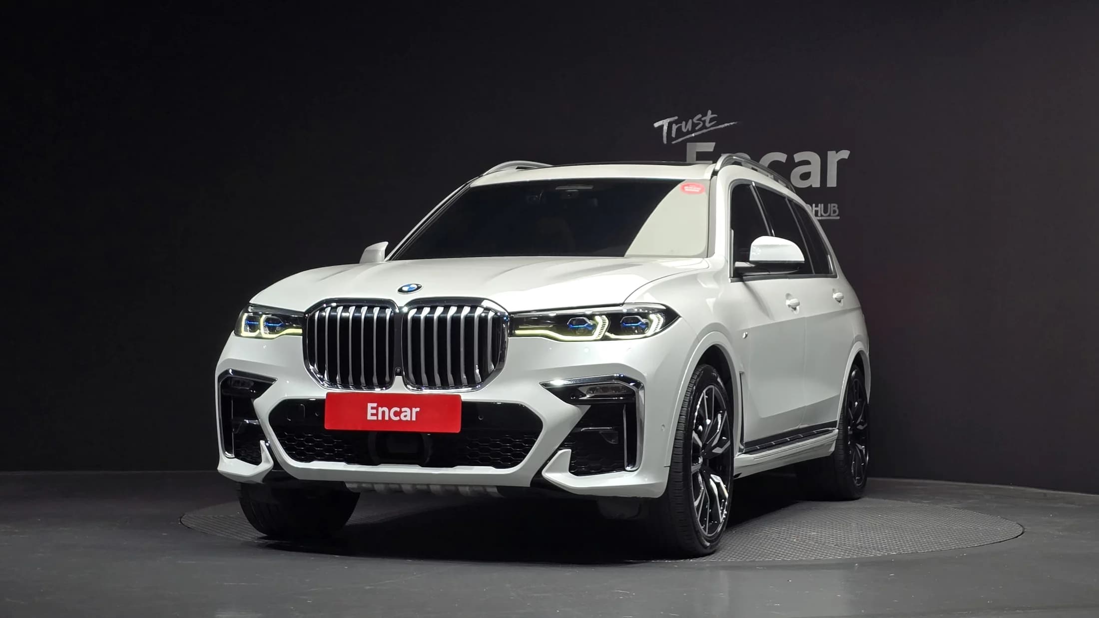 BMW X7 xDrive 40i M Sport 6STR, 2022 г. 71814 км. — фото 3