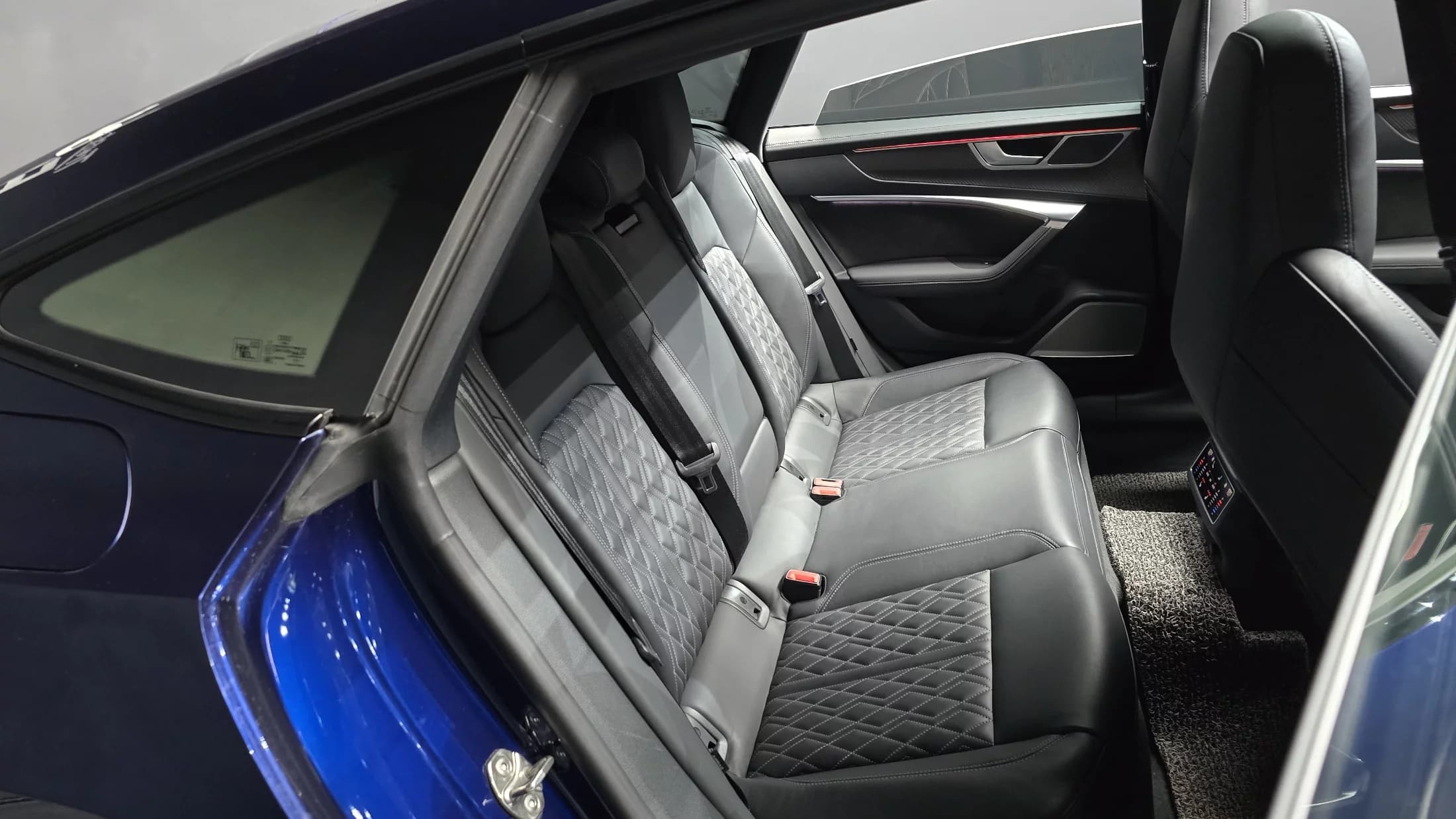 Audi S7 3.0 TDI Quattro, 2021 г. 75531 км. — фото 23