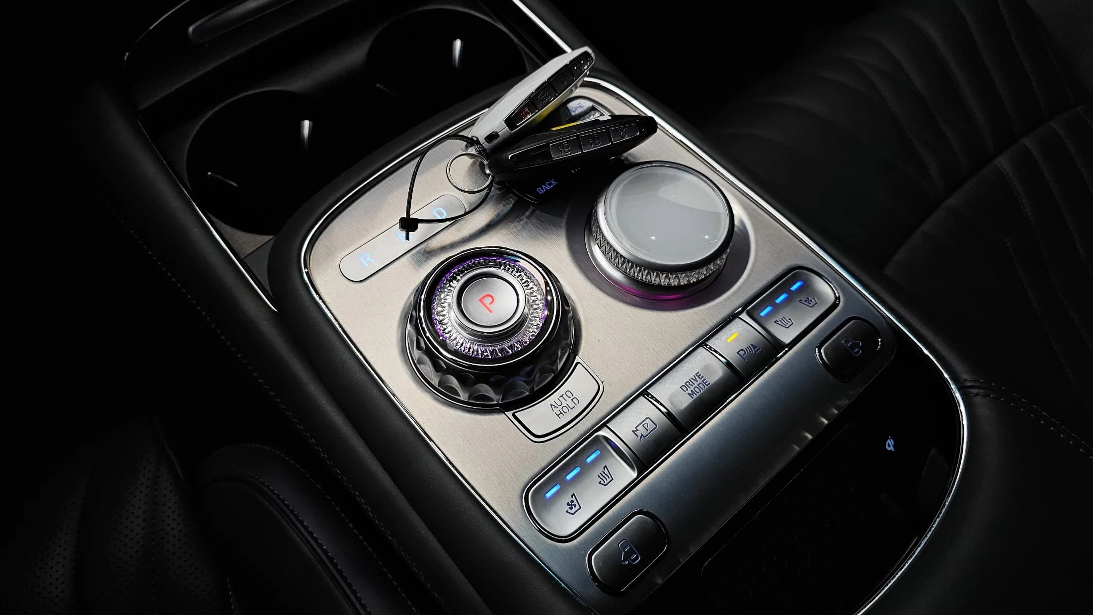 Genesis G90 Gasoline 3.5 Turbo AWD, 2023 г. 46091 км. — фото 9