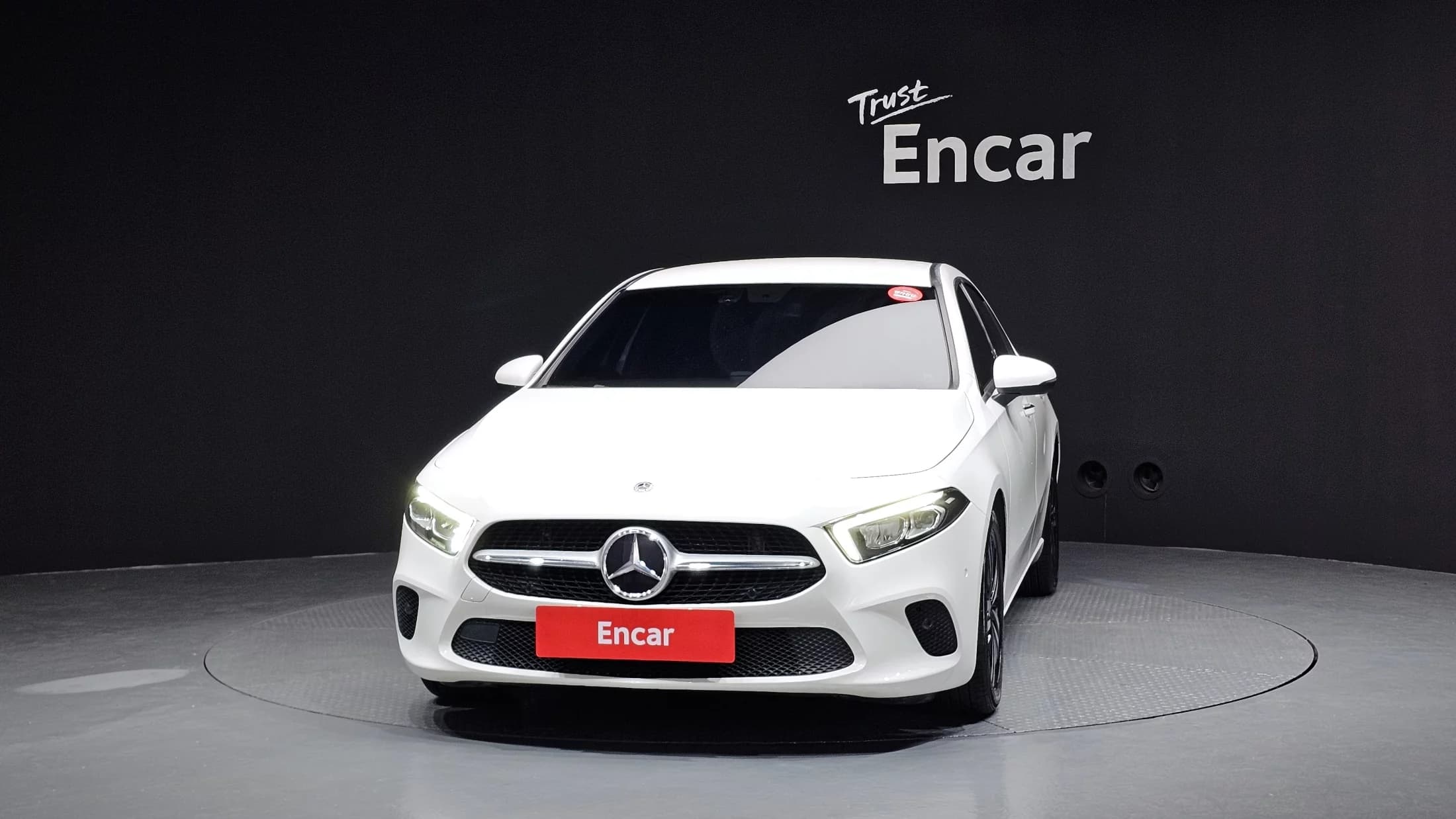 Mercedes-Benz A-Class A220 Sedan, 2021 г. 79649 км. — фото 3