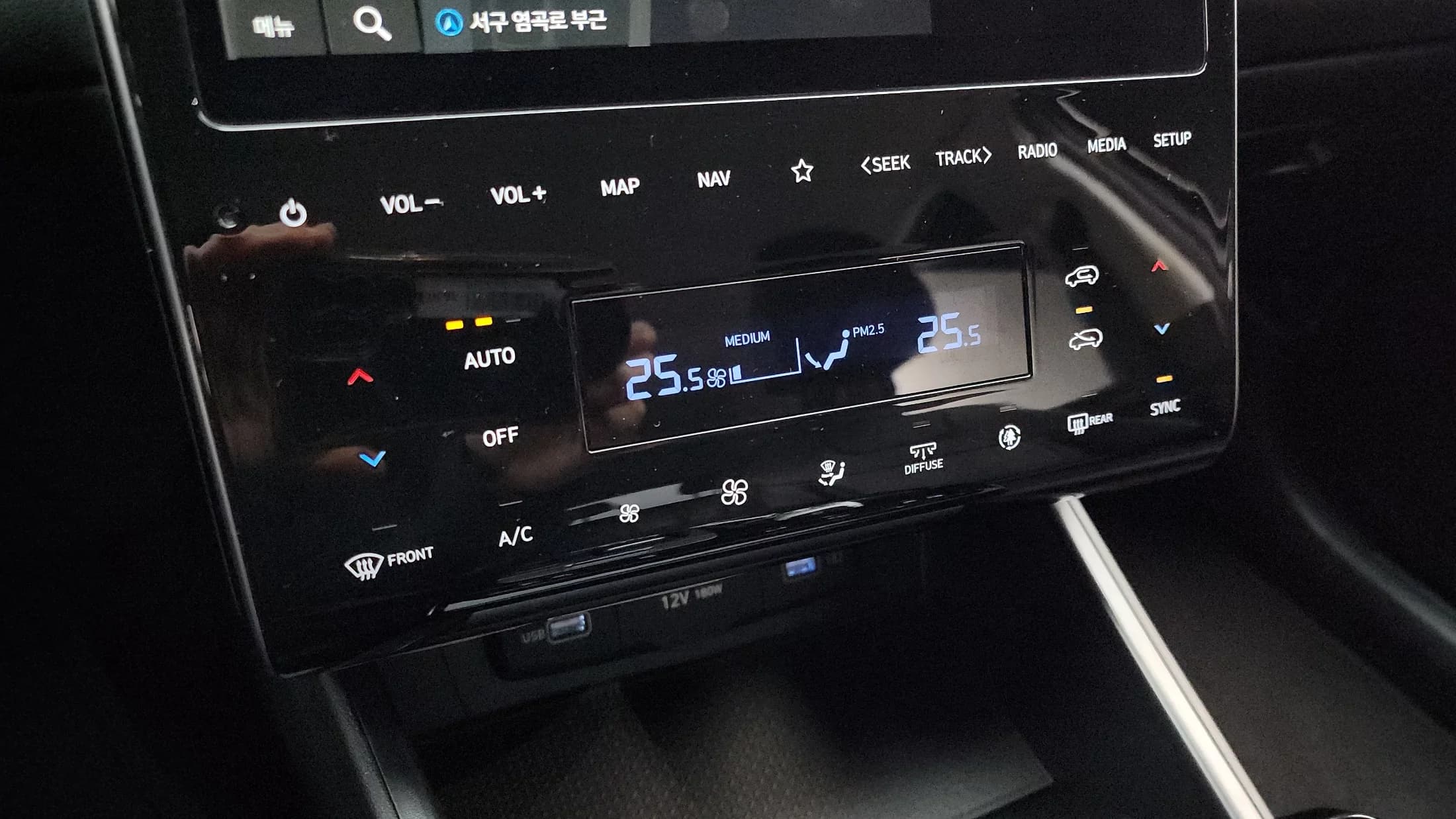 Hyundai Tucson Gasoline 1.6 Turbo 2WD Premium, 2022 г. 57610 км. — фото 17