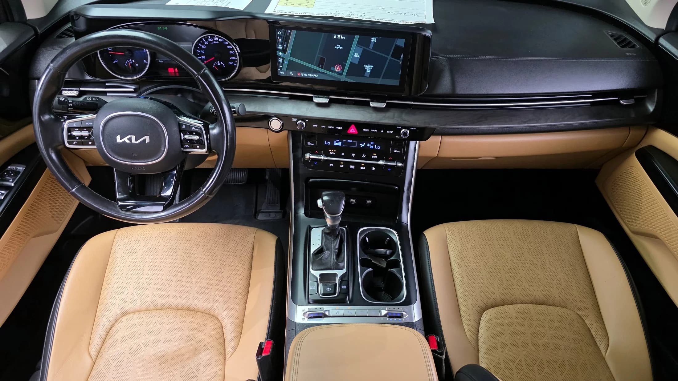 Kia Carnival 9-Seater Prestige, 2022 г. 153382 км. — фото 7