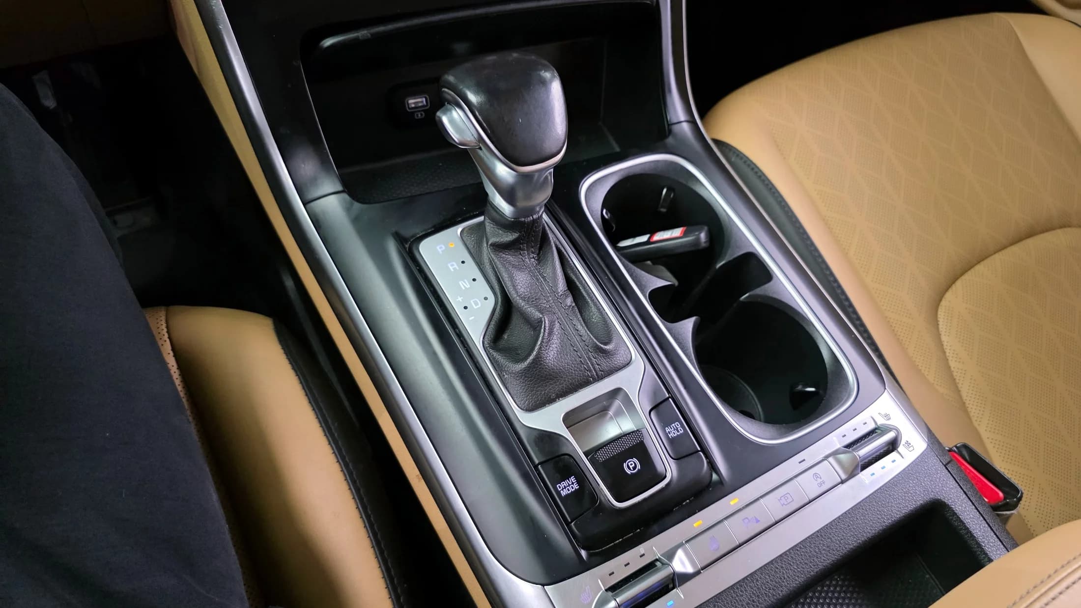 Kia Carnival 9-Seater Prestige, 2022 г. 153382 км. — фото 9