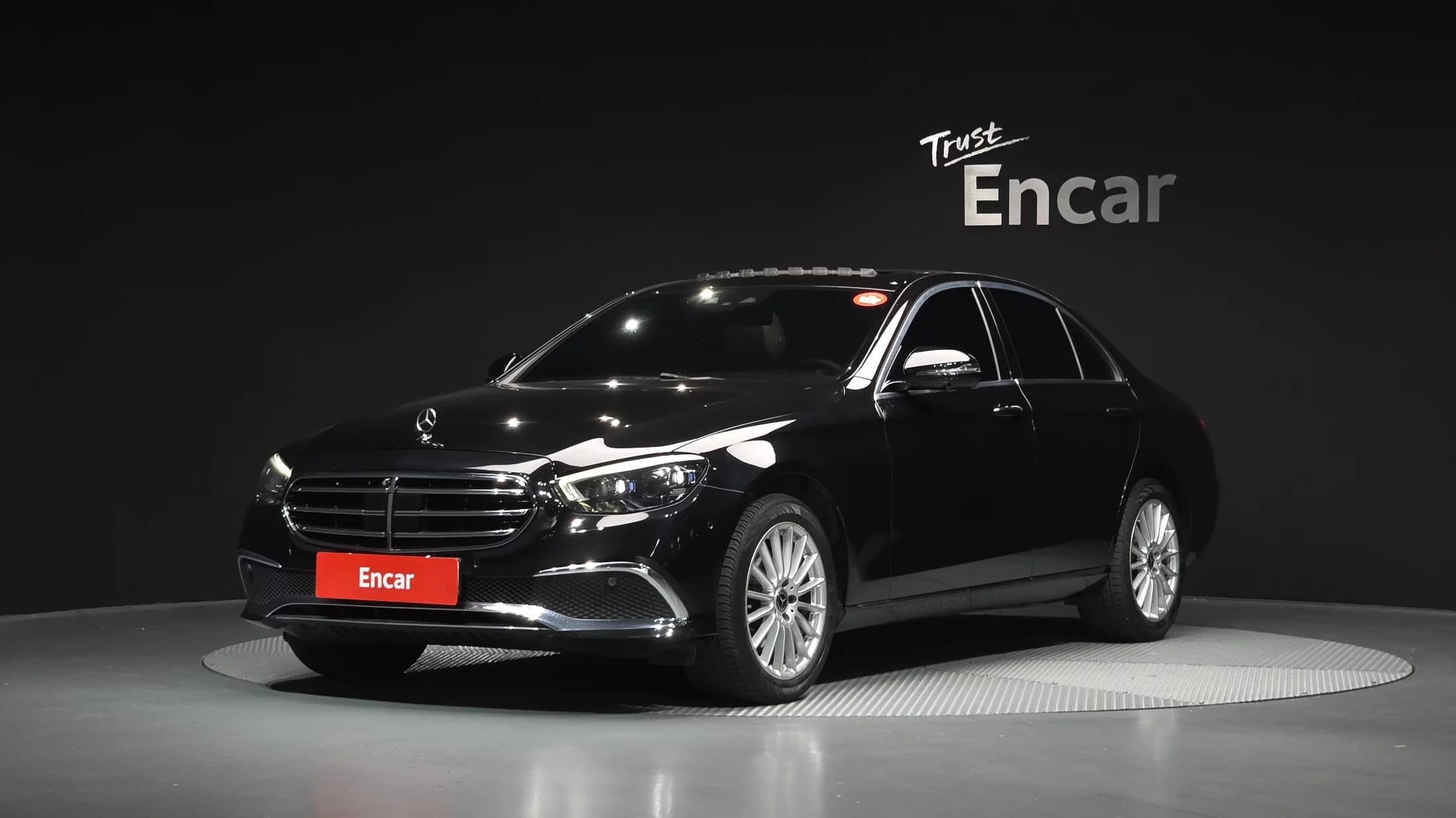 Mercedes-Benz E-Class E220d 4MATIC Exclusive, 2022 г. 176806 км. — фото 2