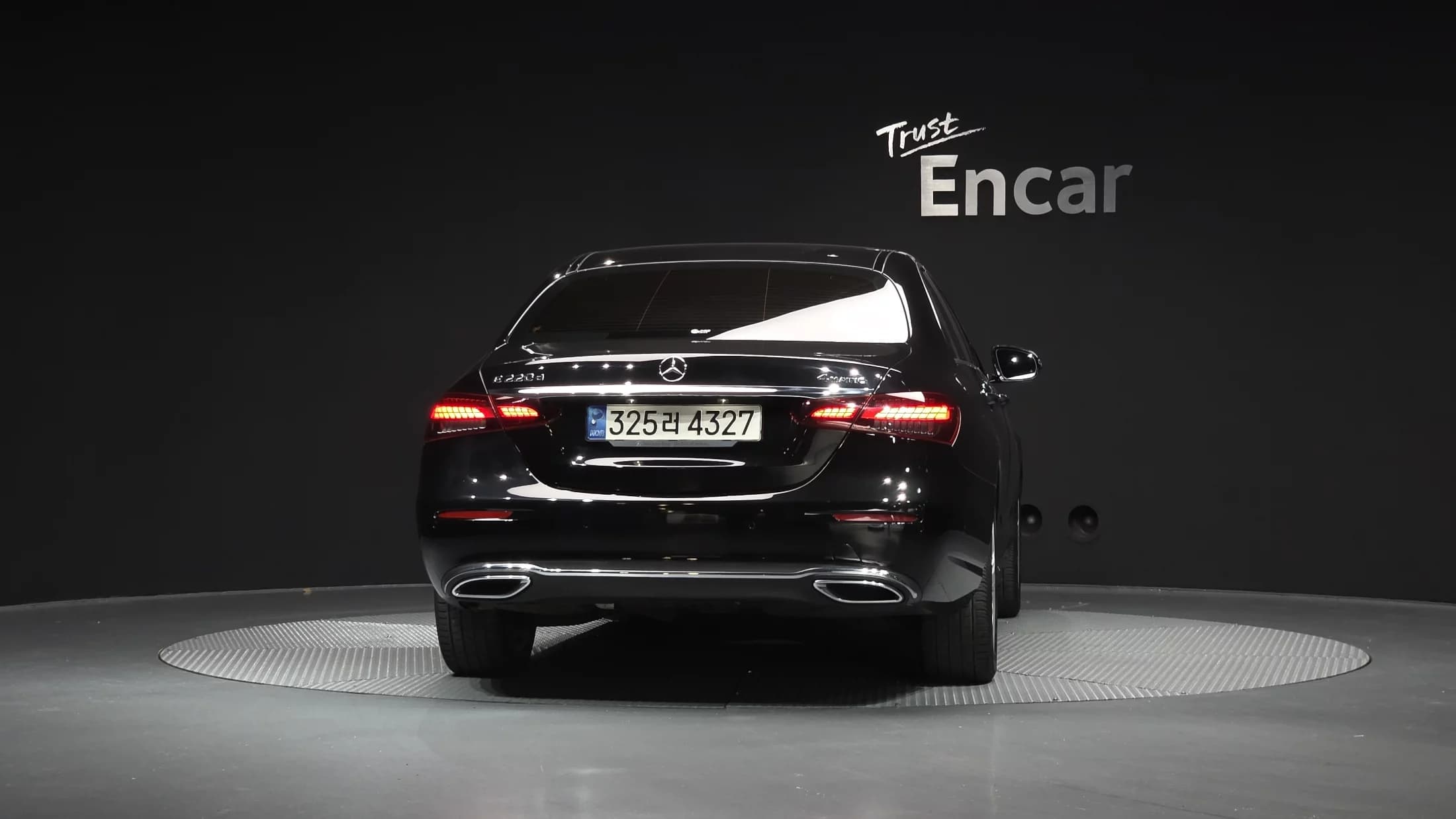 Mercedes-Benz E-Class E220d 4MATIC Exclusive, 2022 г. 176806 км. — фото 8