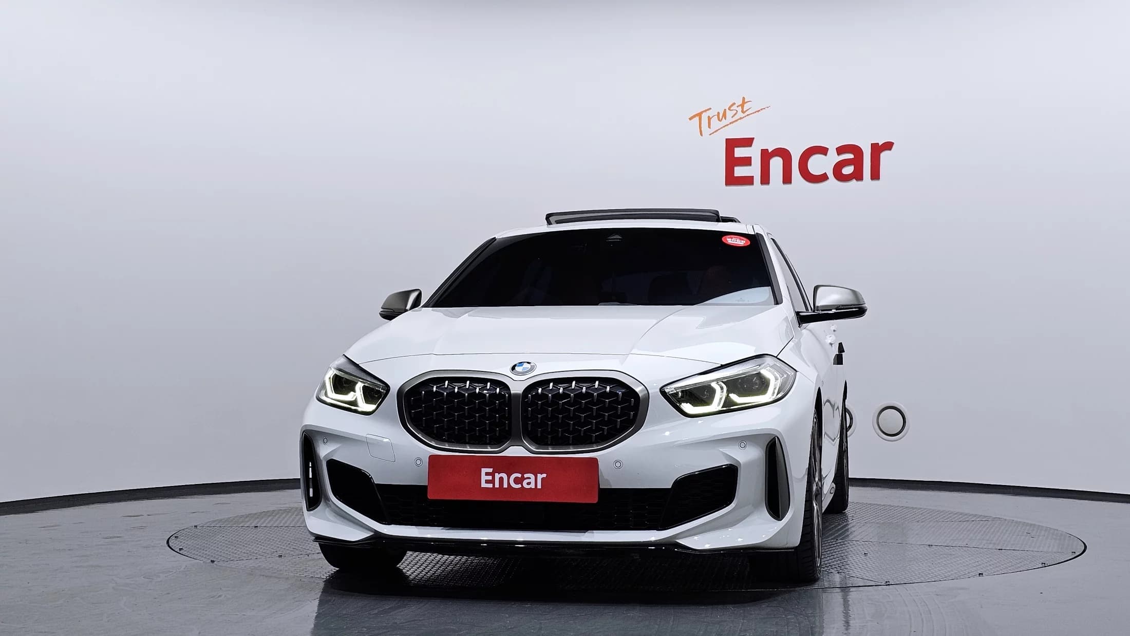BMW 1-Series M135i xDrive, 2023 г. 32172 км. — фото 3